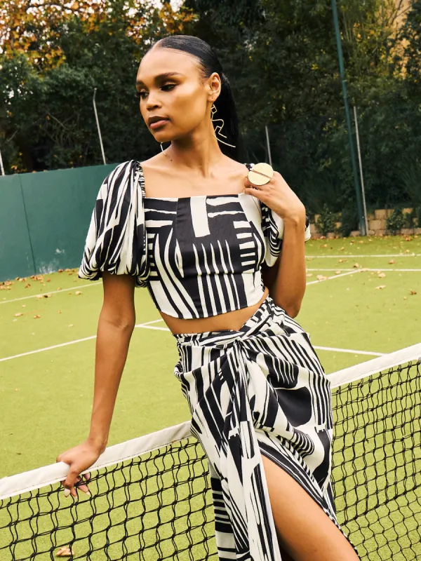 Zany Top - Iman Noir sold by Diarrablu