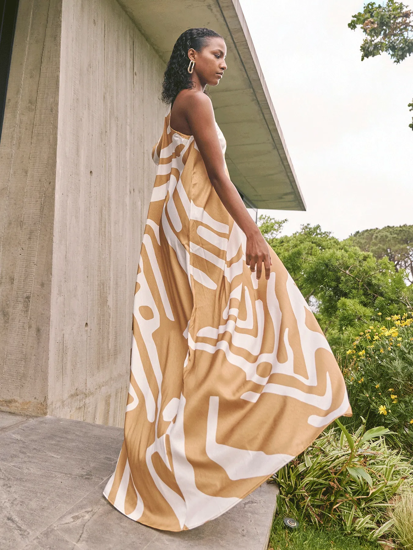 Satu Dress - Lava Cream sold by Diarrablu product image thumbnail 4