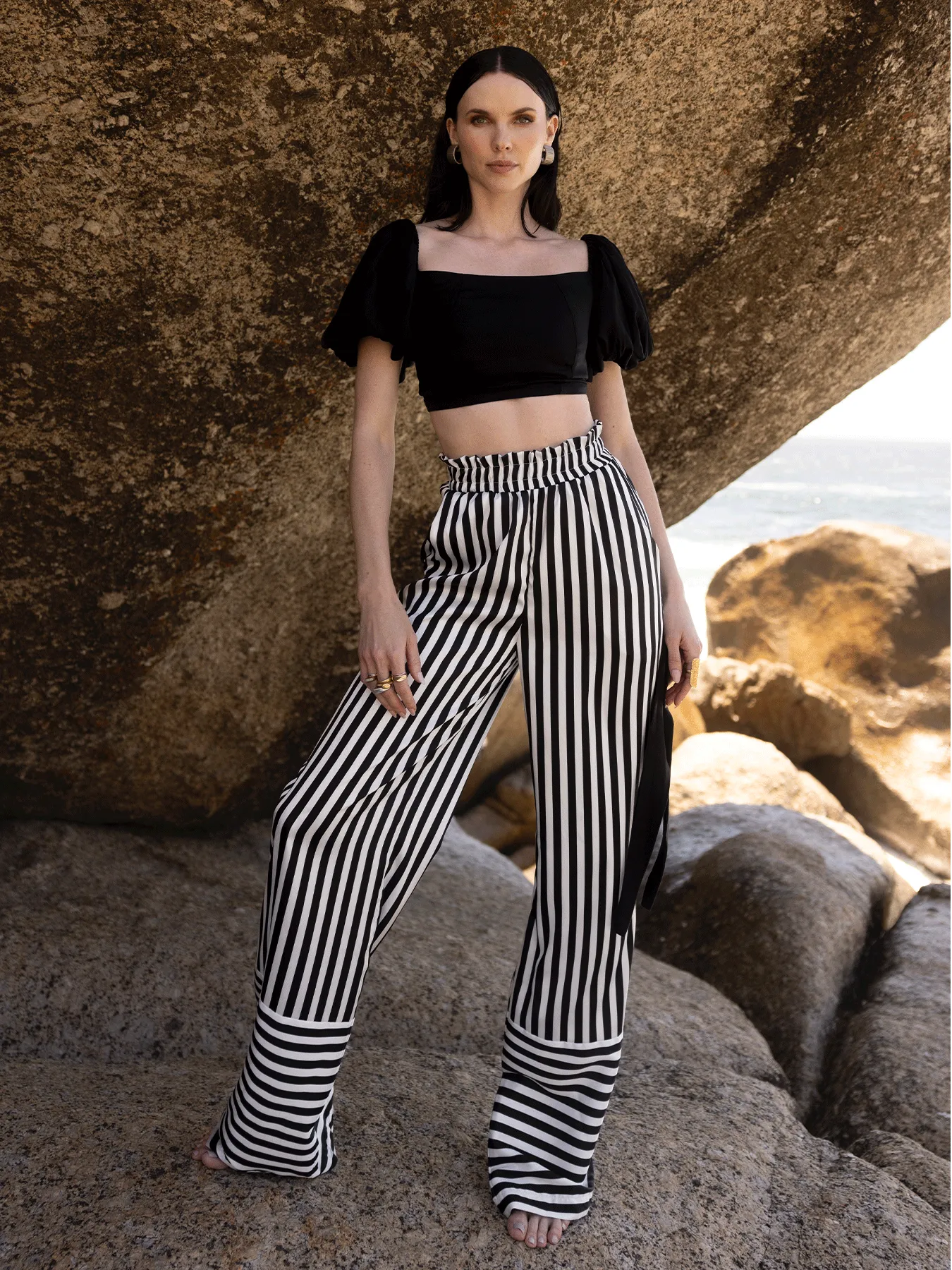 Leer Ben Pants - Lines Black sold by Diarrablu