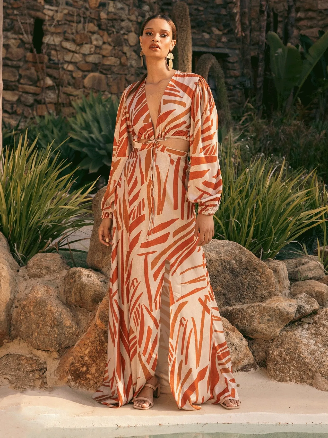 Amal Dress - Zena Cream sold by Diarrablu