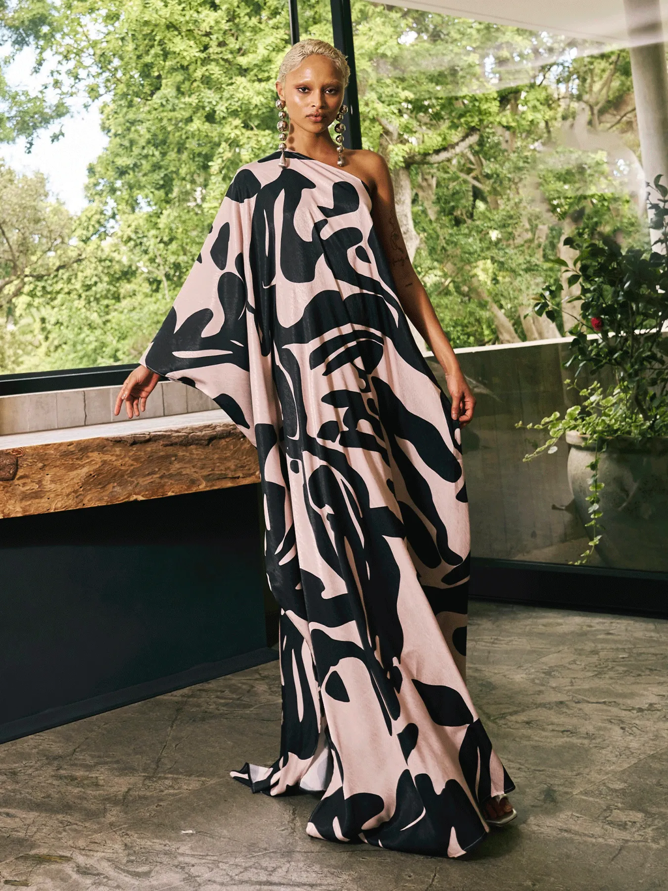 Satu Dress - Alia Noir sold by Diarrablu