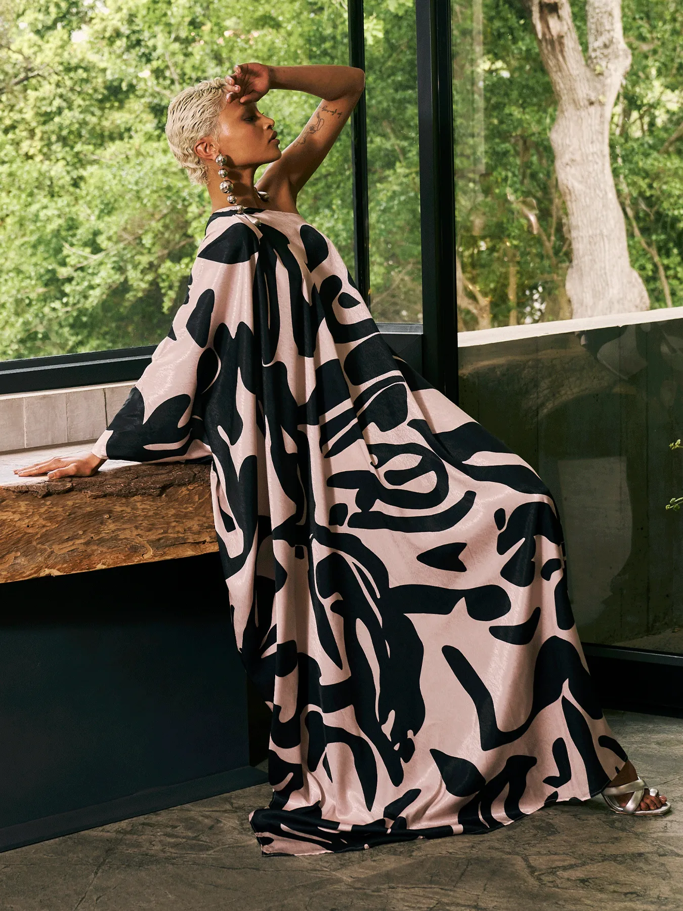 Satu Dress - Alia Noir sold by Diarrablu product image thumbnail 4