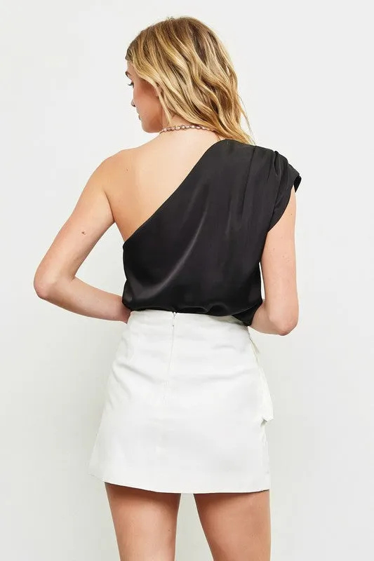 FINAL SALE!! Isabele One Shoulder Top in Black sold by Glitzy Bella product image thumbnail 3