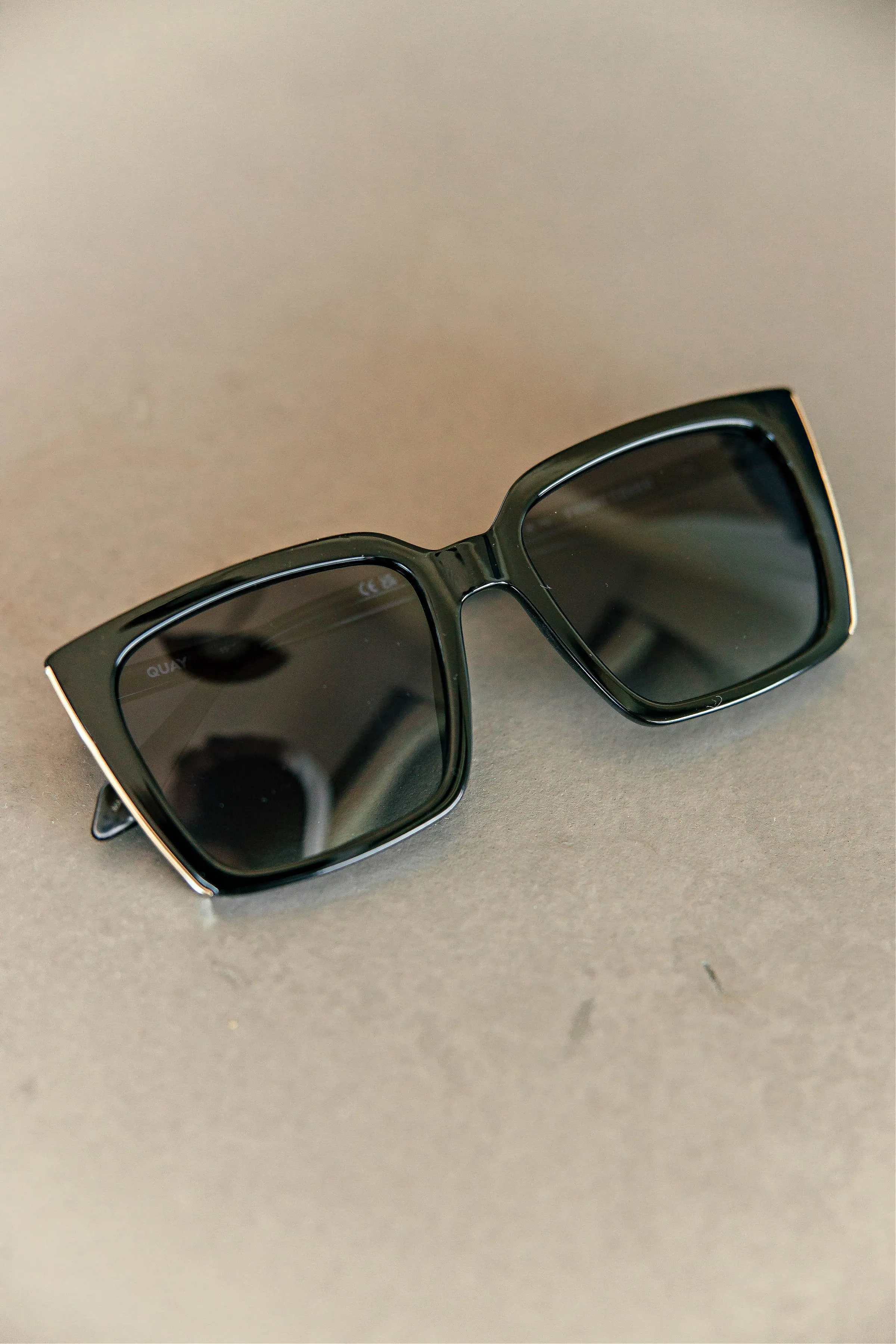 FINAL SALE!! "Front Cover" Black Square Sunglasses sold by Glitzy Bella product image thumbnail 4