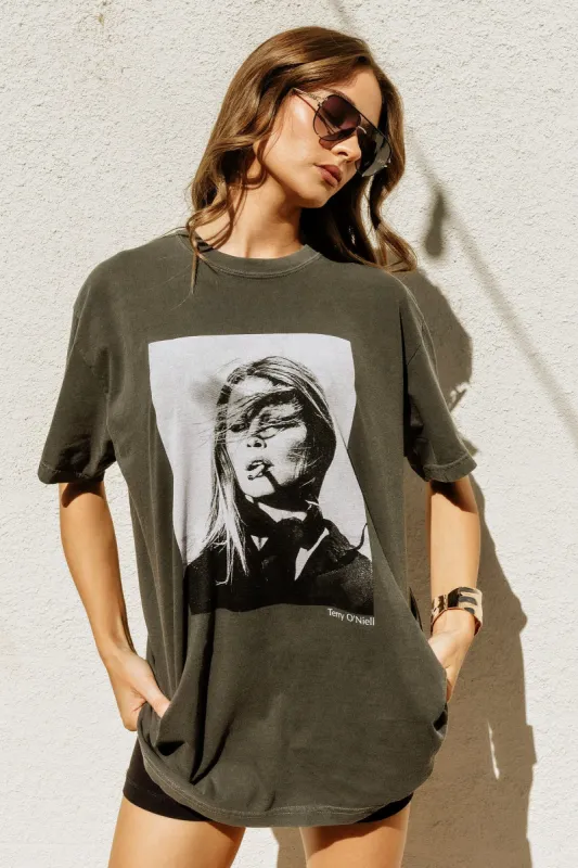 NEW!! The "Paris Icon" Tee in Charcoal sold by Glitzy Bella