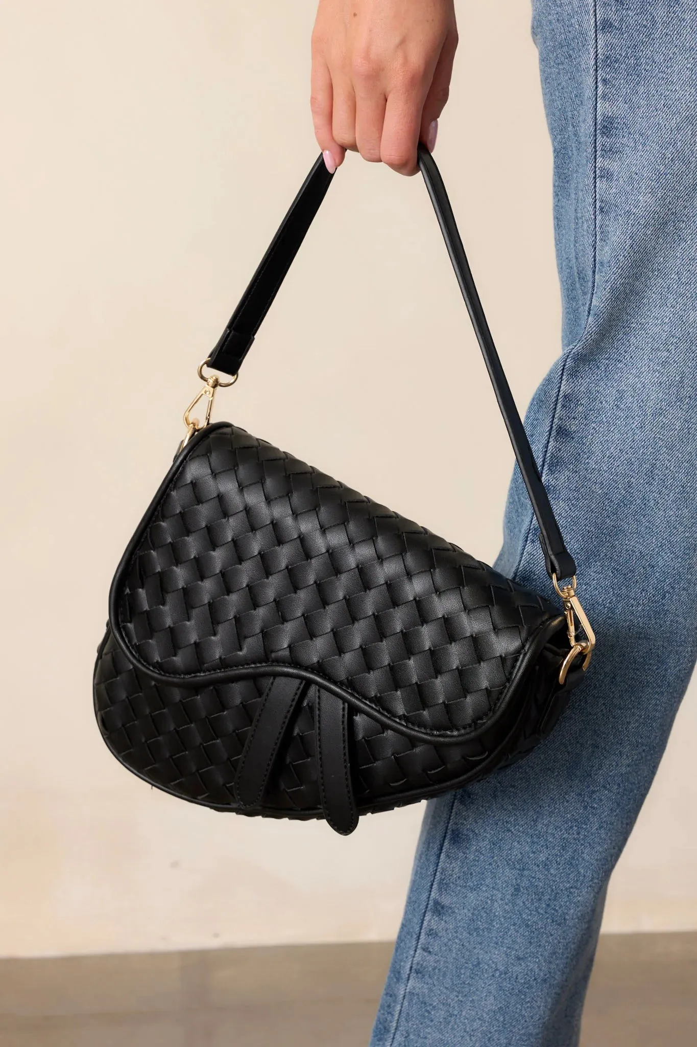 NEW!! Highland Woven Saddle Bag sold by Glitzy Bella product image thumbnail 2