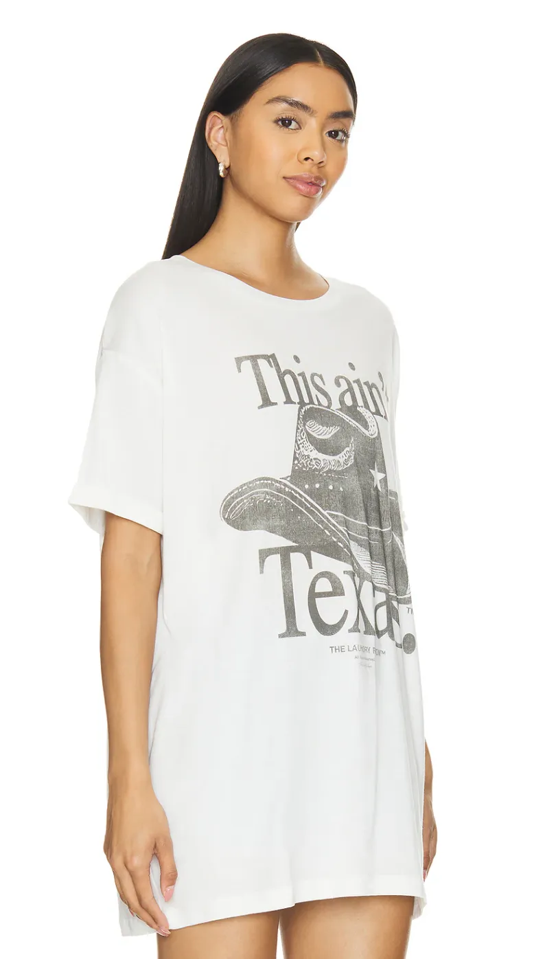 BEST SELLER!! This Aint Texas Oversized Tee in Black sold by Glitzy Bella product image thumbnail 4