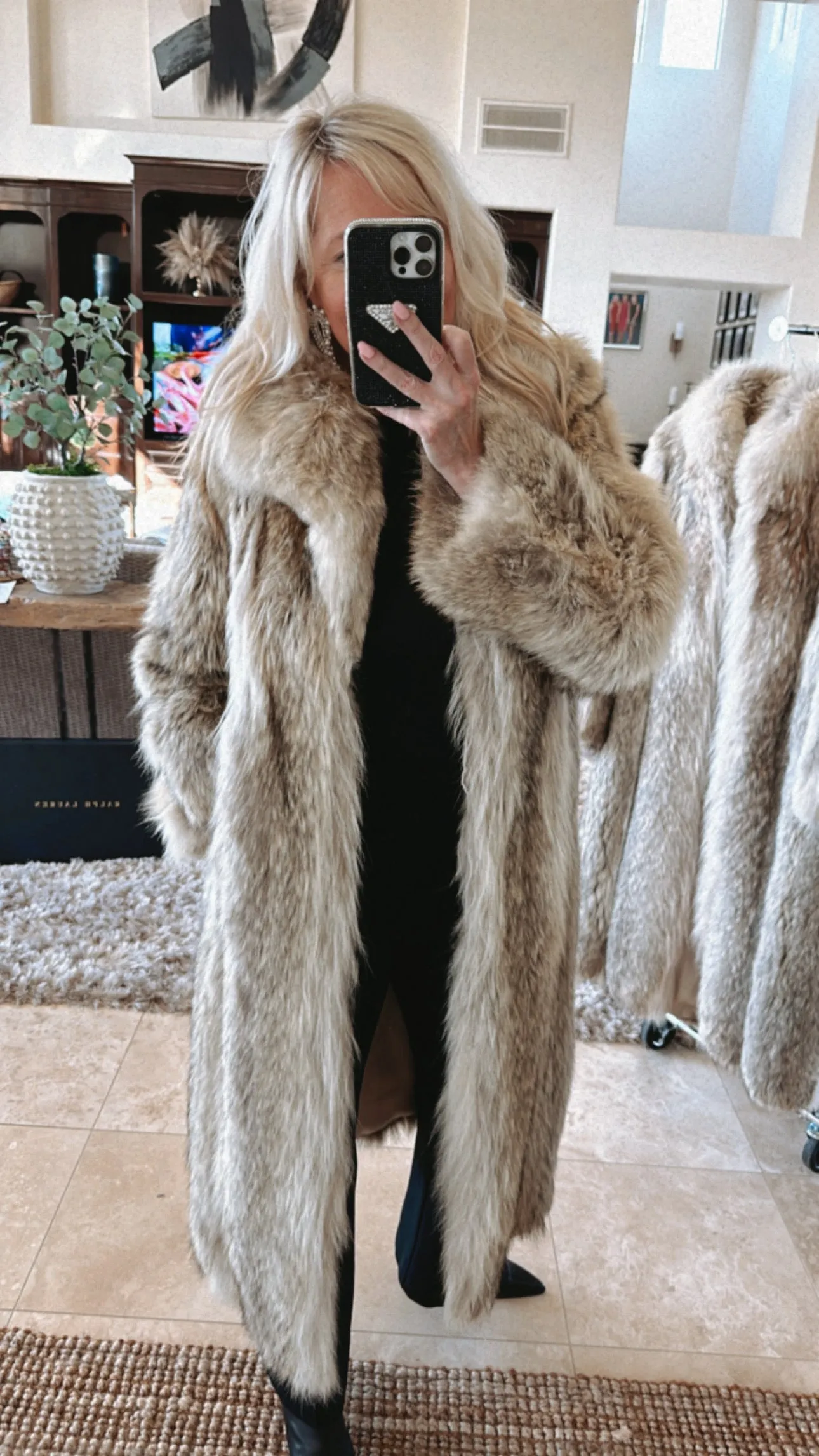 #7 Vintage Coyote Fur Coat - Size S-M sold by Glitzy Bella