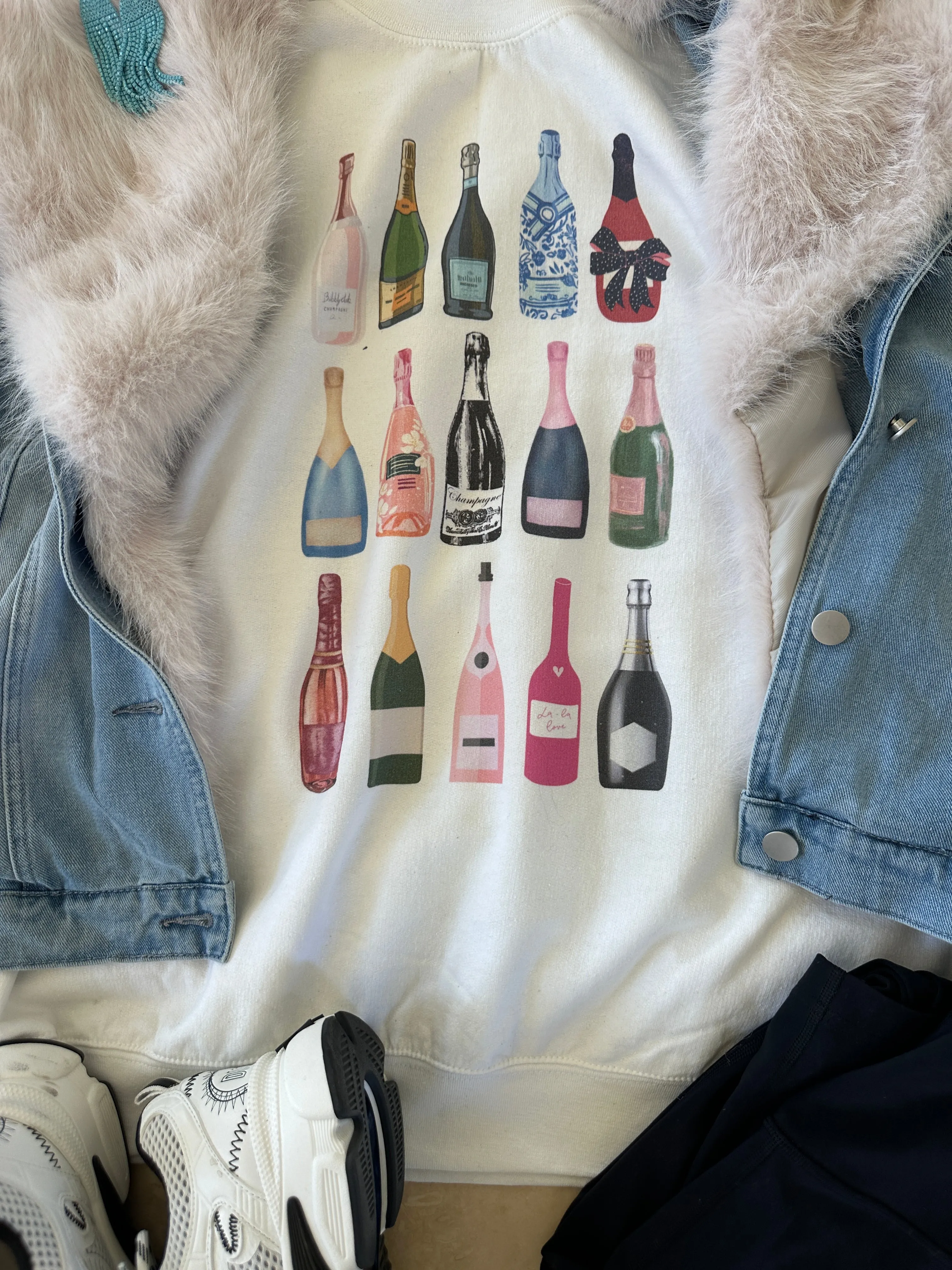 FINAL SALE!! “Champagne Dreams" Oversized Sweatshirt size M-2XL! sold by Glitzy Bella product image thumbnail 4