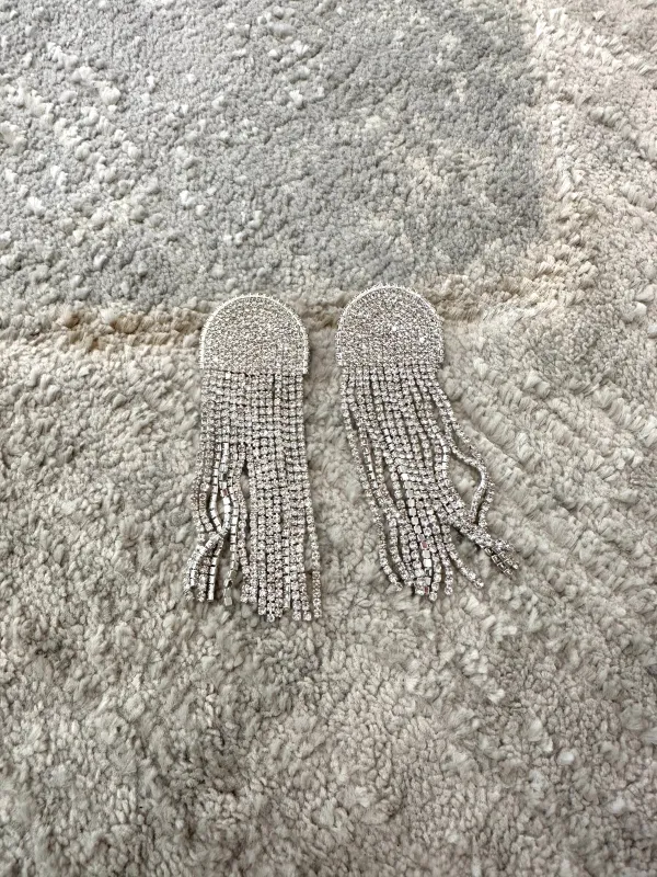 FINAL SALE!! The “She's Glam” Crystal Drop Earring in Silver sold by Glitzy Bella