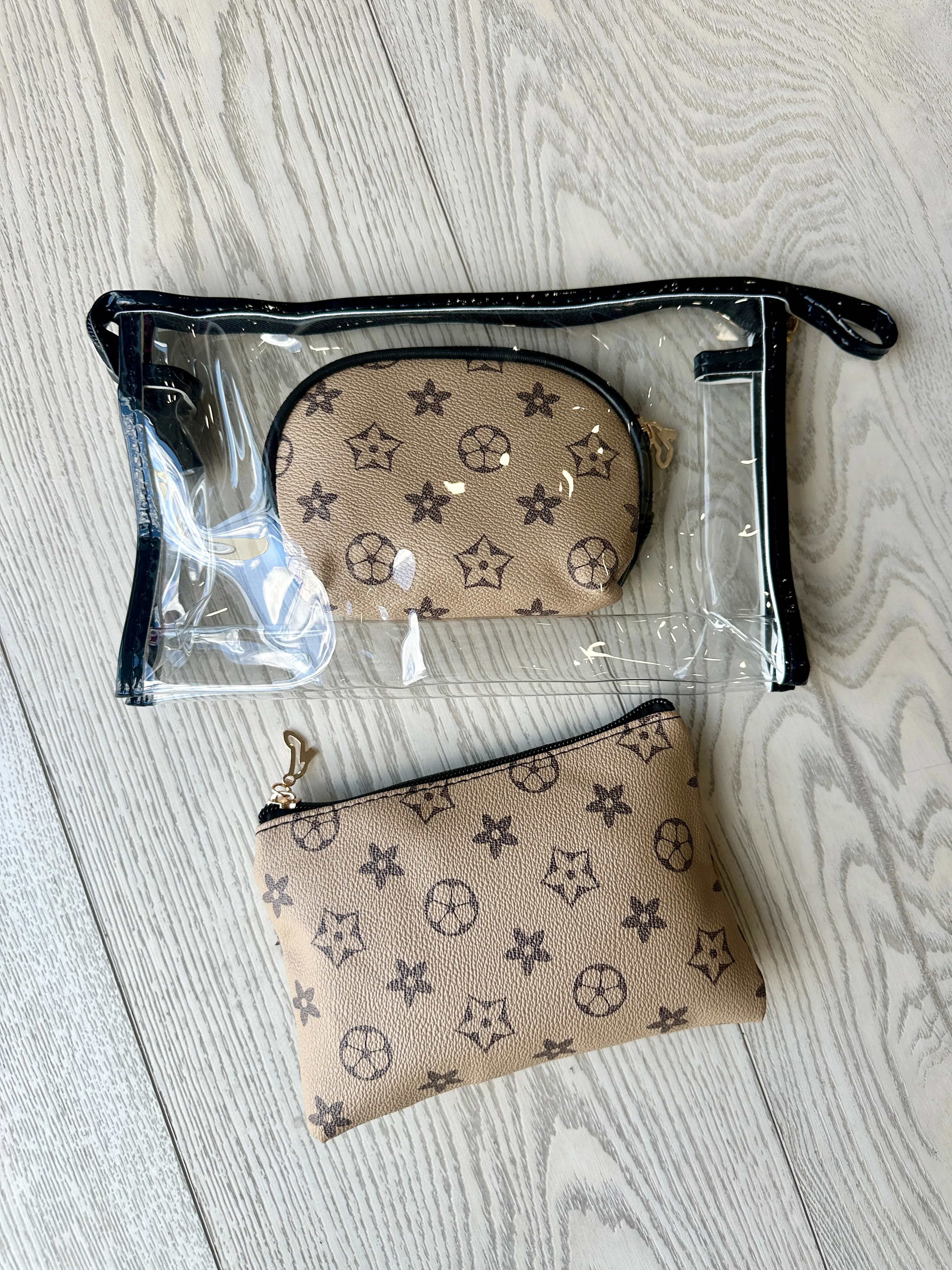 NEW!! Icon Travel Bag in 3 Styles sold by Glitzy Bella product image thumbnail 4