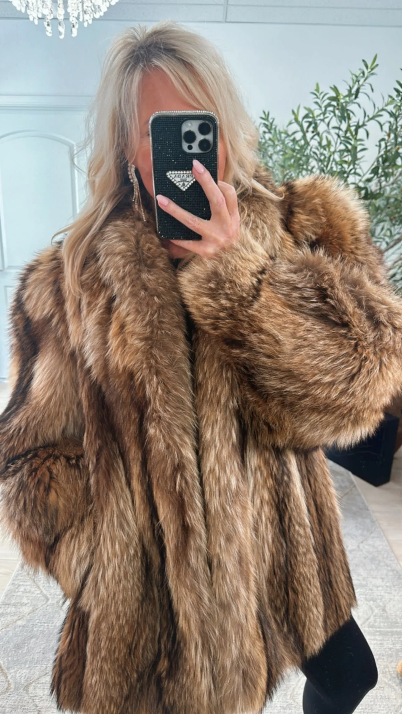 #117 Vintage Fur Jacket - Size XL sold by Glitzy Bella product image thumbnail 3