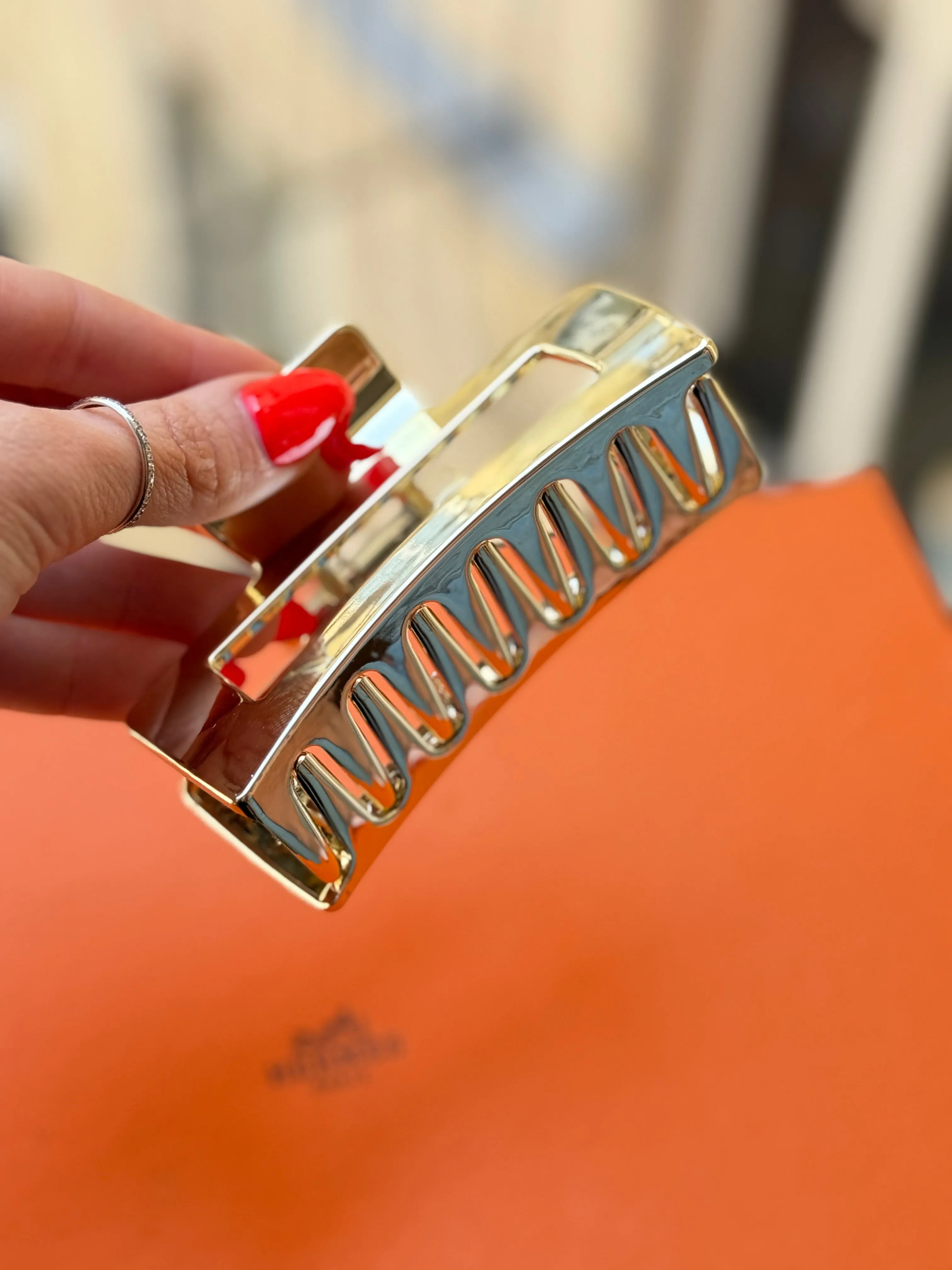 NEW!! Gold Claw Clip sold by Glitzy Bella product image thumbnail 2