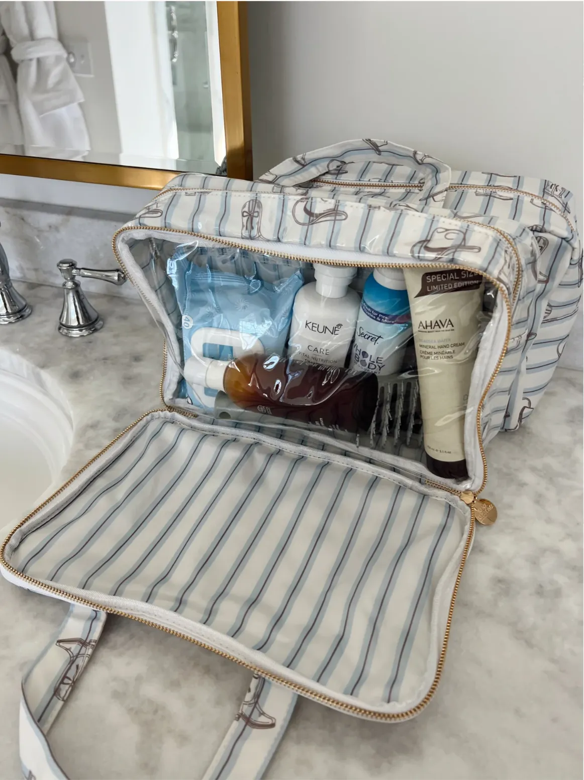NEW!! Western Striped Clear Toiletry Case sold by Glitzy Bella product image thumbnail 2