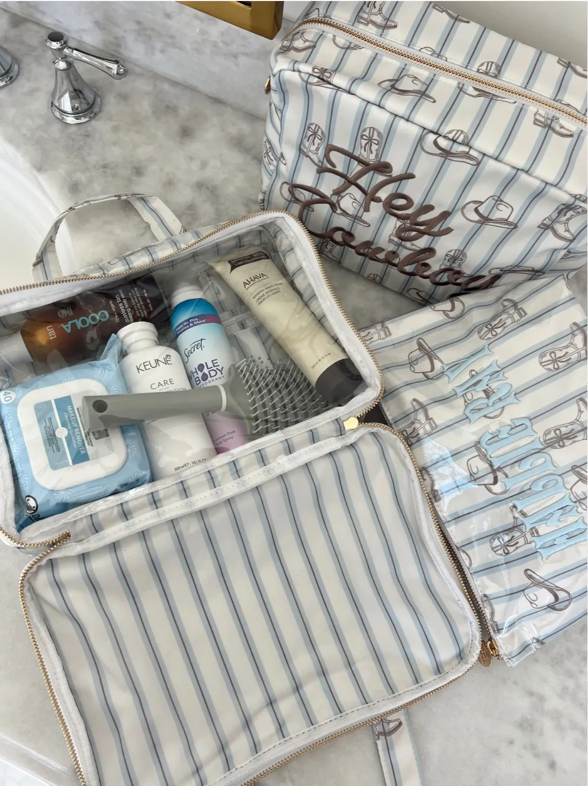 NEW!! Western Striped Clear Toiletry Case sold by Glitzy Bella product image thumbnail 3