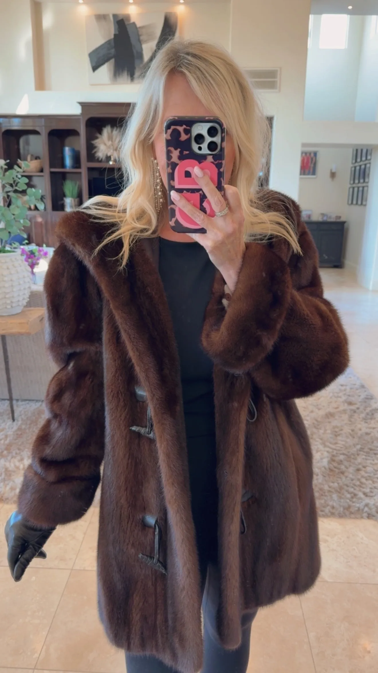 #111 Vintage Mahogany Mink Jacket w/ Hood Size Large sold by Glitzy Bella product image thumbnail 5