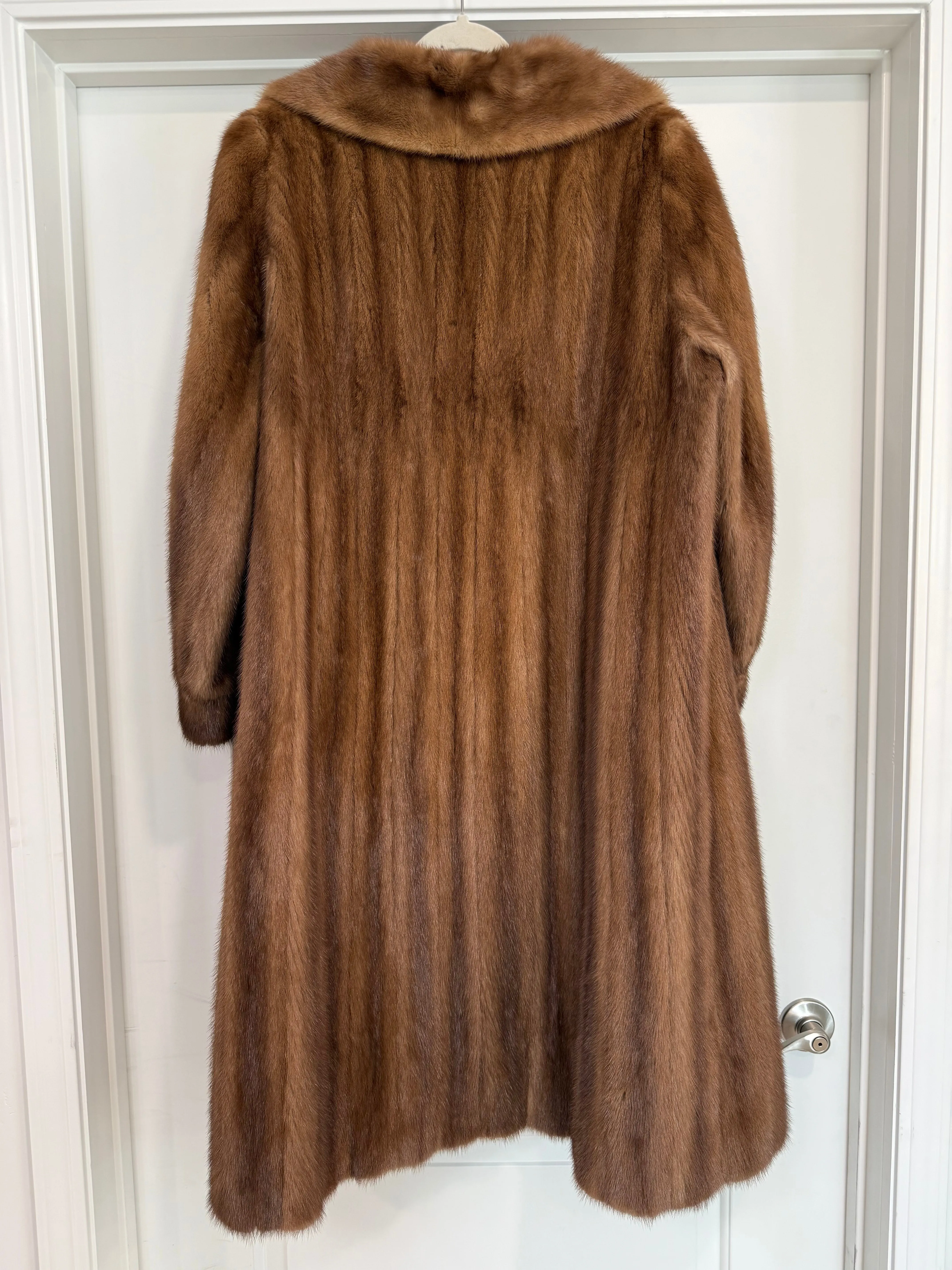 #110 Vintage Demi Buff Mink Coat Size Medium sold by Glitzy Bella product image thumbnail 4