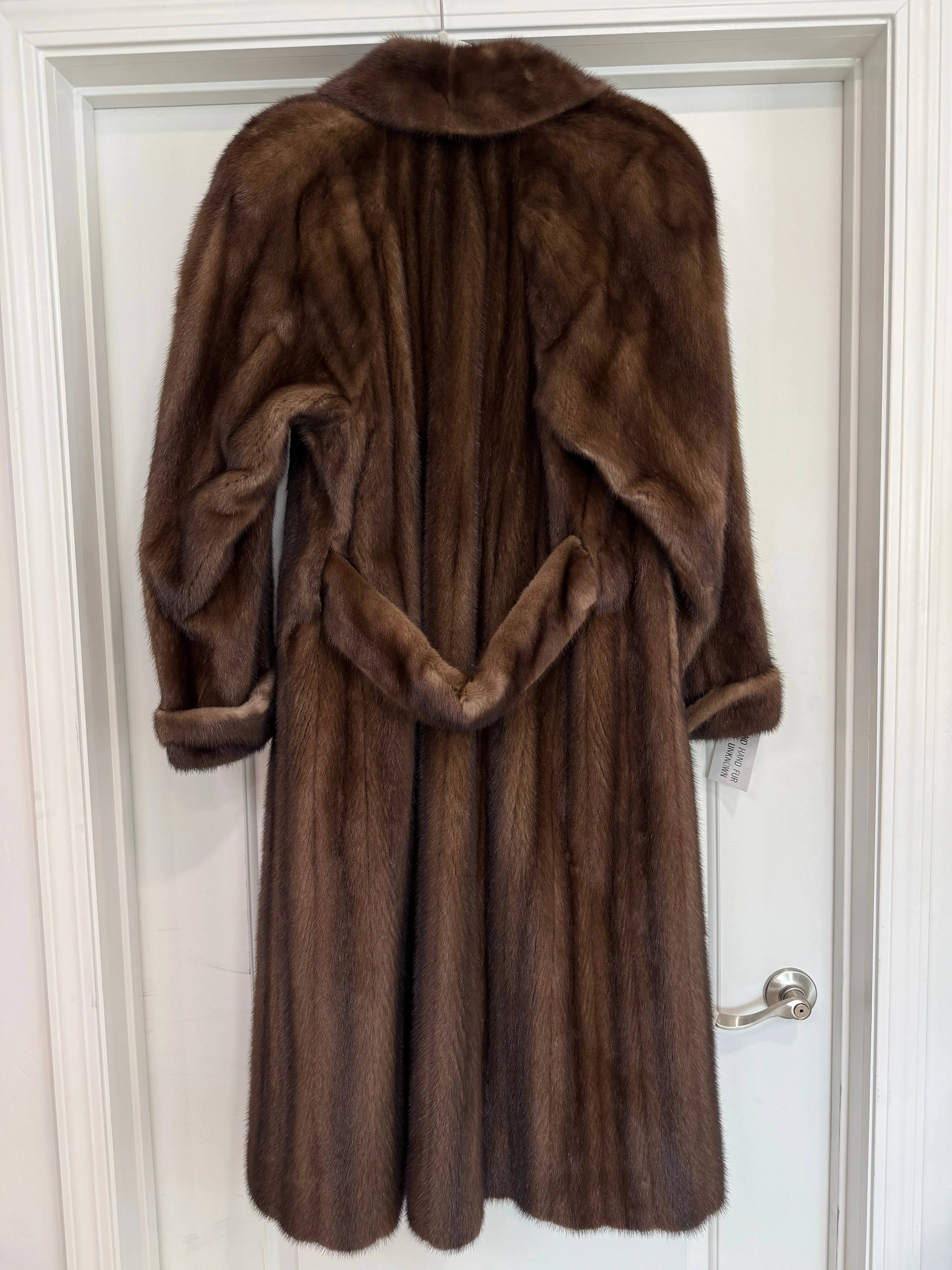 #106 Vintage Demi Buff Mink Coat Size Medium/Large sold by Glitzy Bella product image thumbnail 4