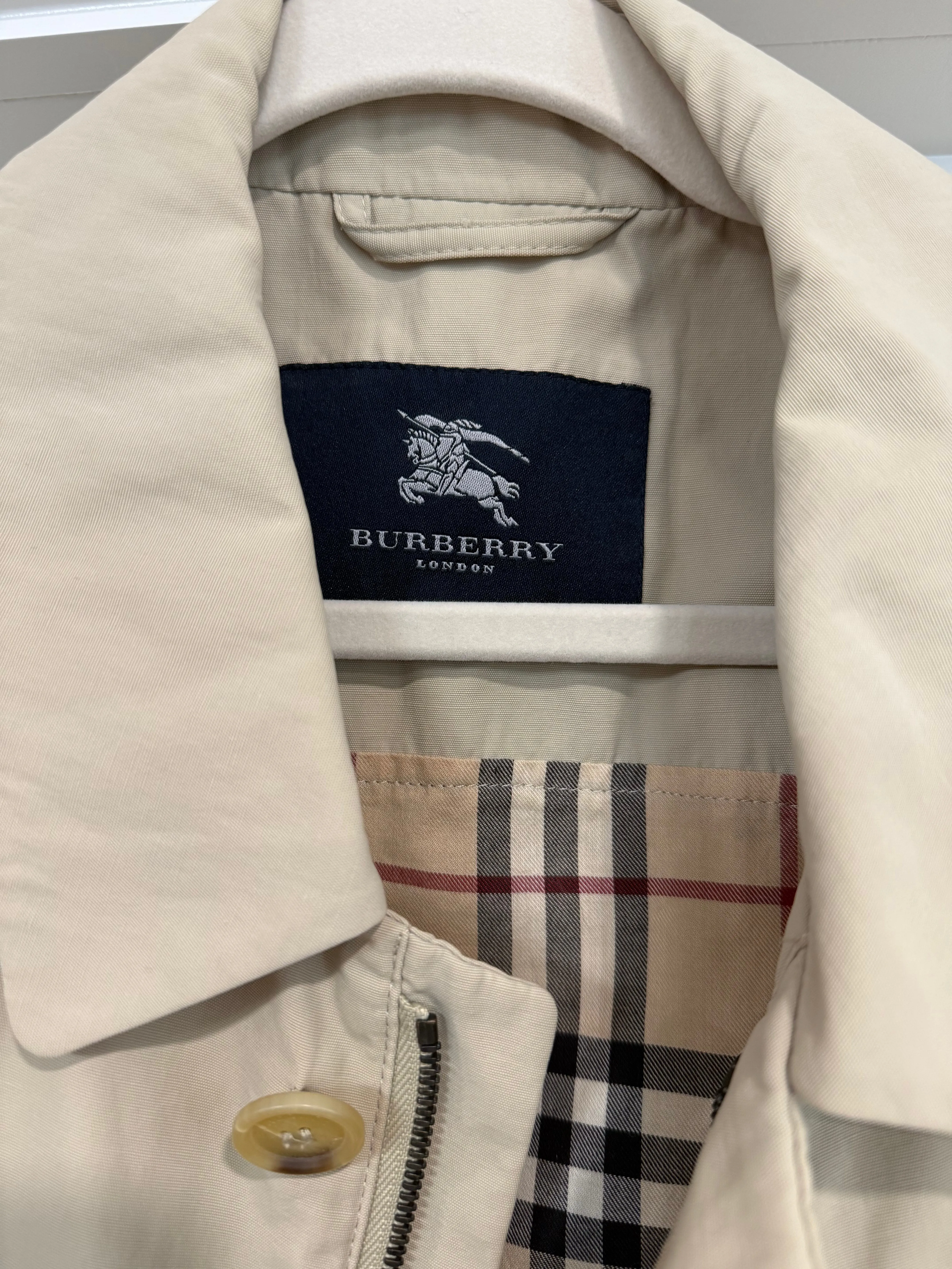 NEW!! Vintage Burberry Trench Coat Size Medium/Large sold by Glitzy Bella product image thumbnail 2