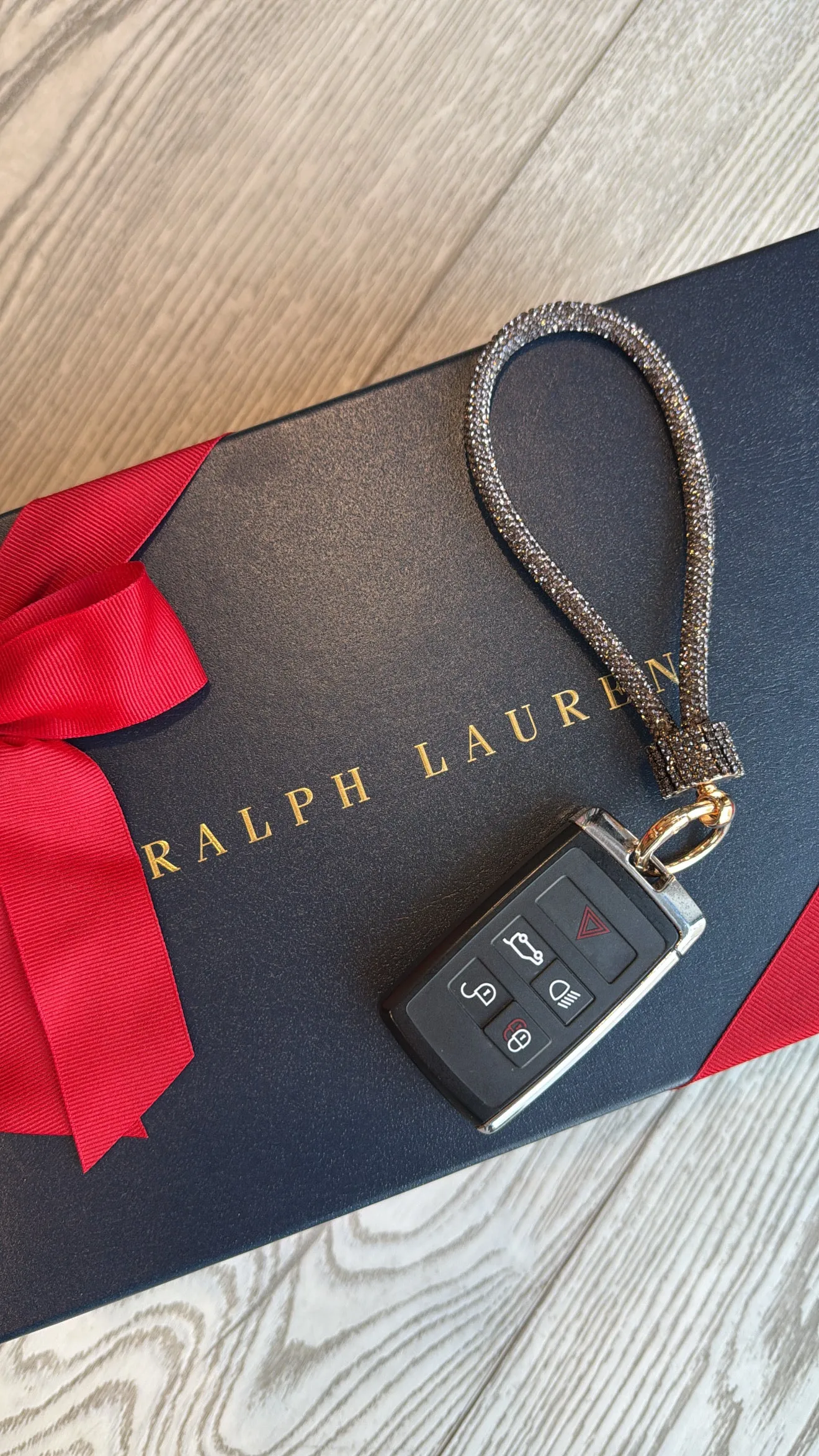 DOORBUSTER!! Rhinestone Keychain in Black sold by Glitzy Bella product image thumbnail 2