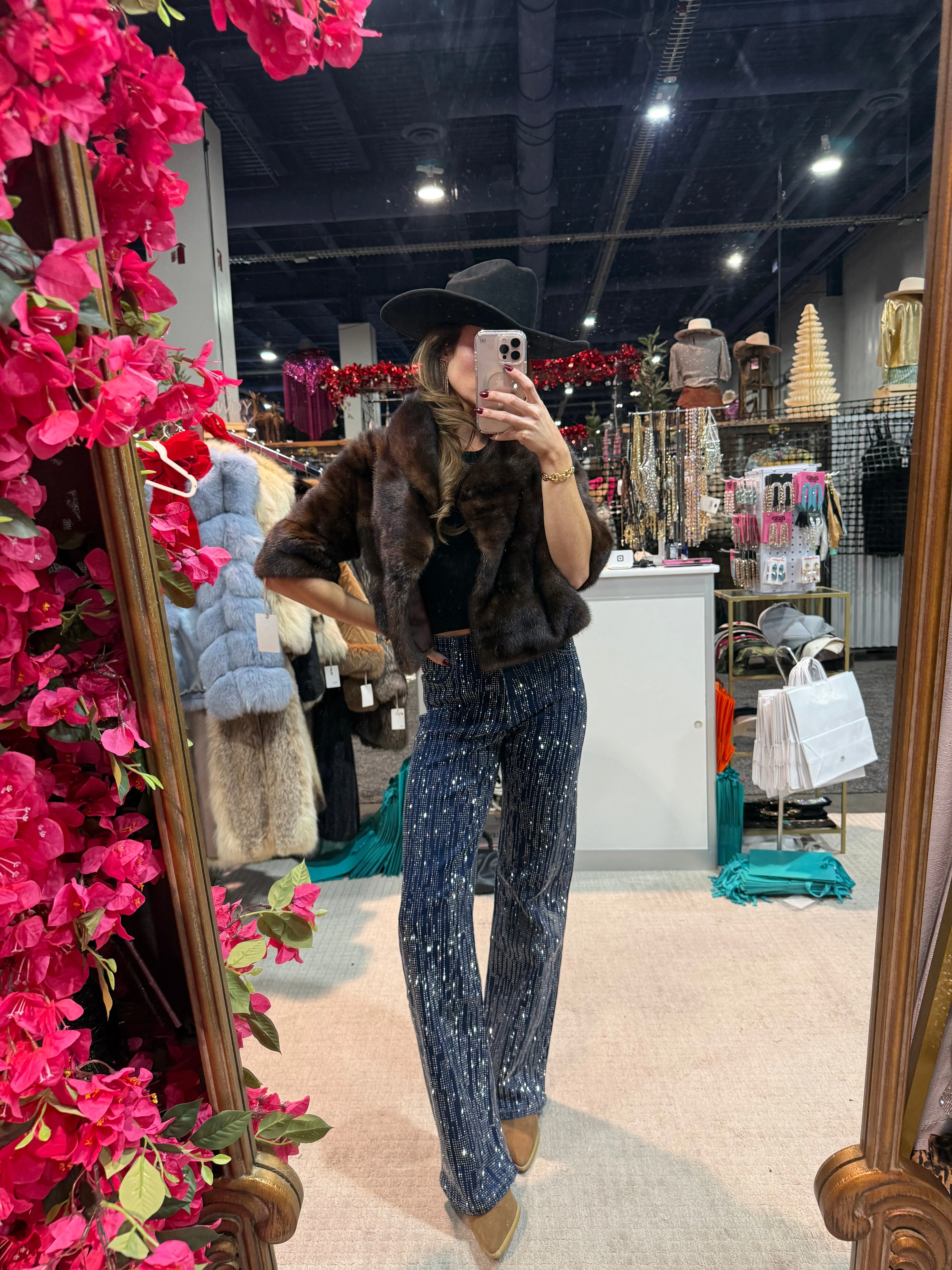 #147 Vintage Mahogany Mink Crop Fur Jacket Size Small sold by Glitzy Bella product image thumbnail 3