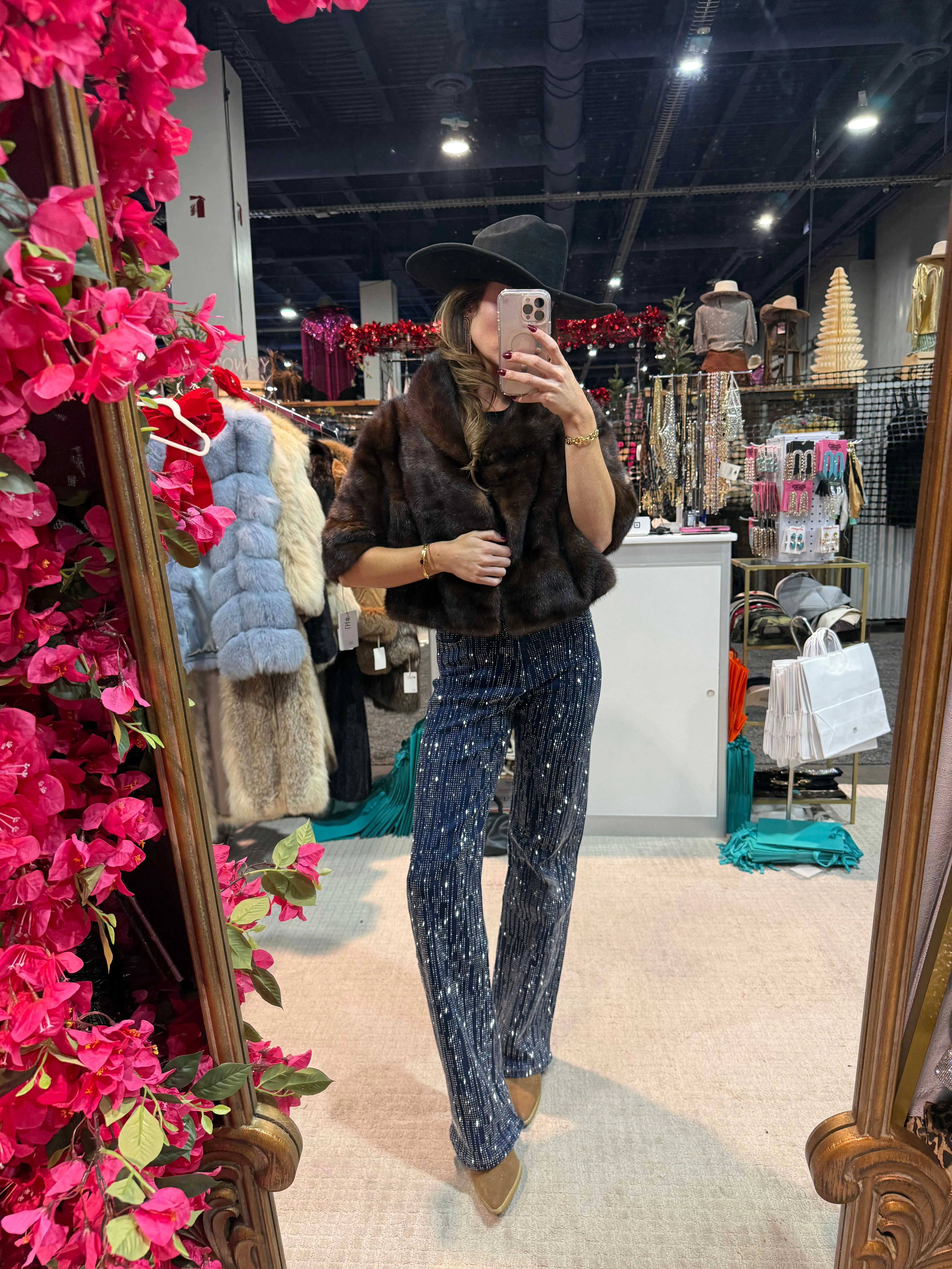 #147 Vintage Mahogany Mink Crop Fur Jacket Size Small sold by Glitzy Bella product image thumbnail 5