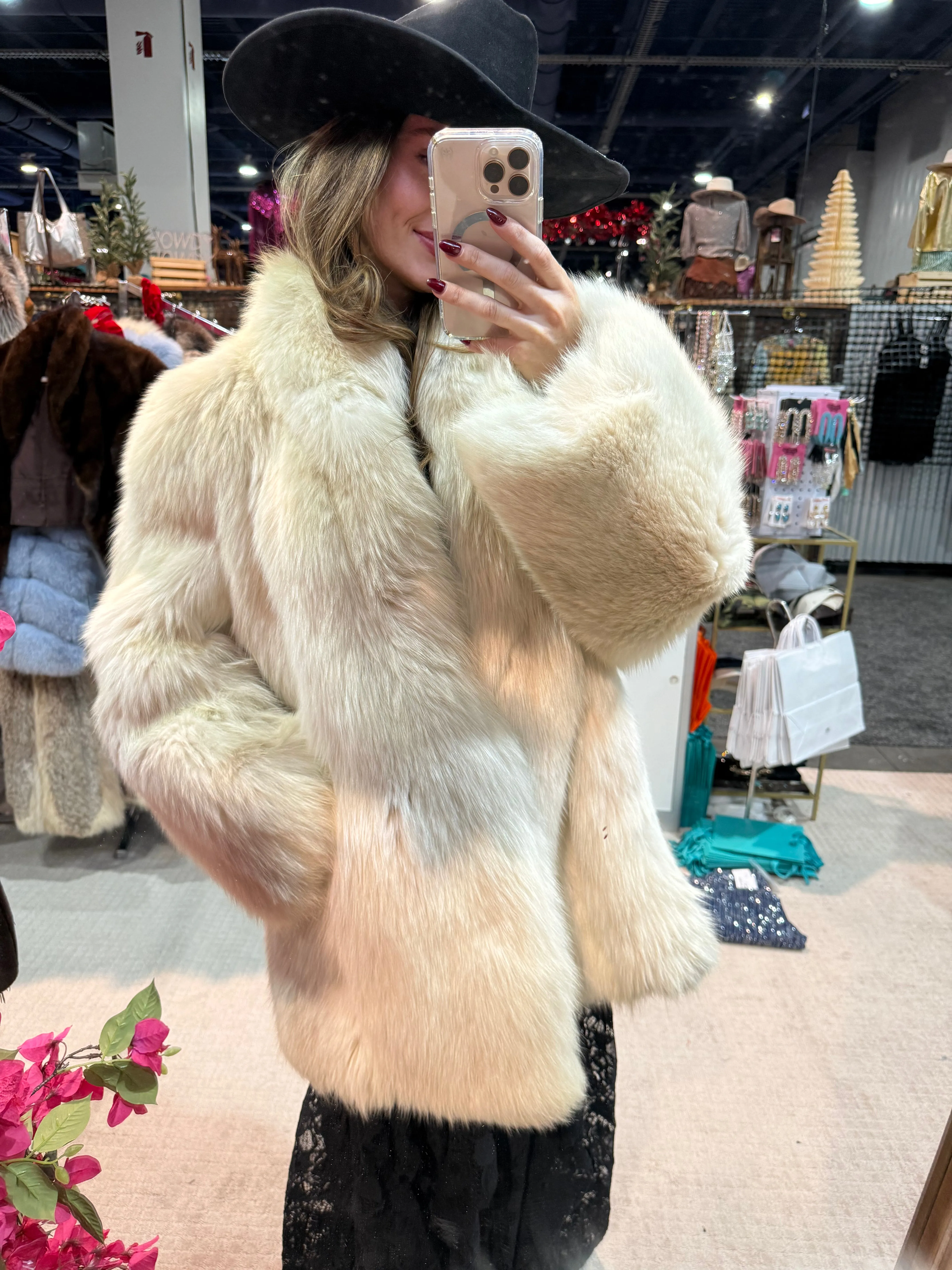 #166 Vintage White Fox Jacket Size Medium/Large sold by Glitzy Bella