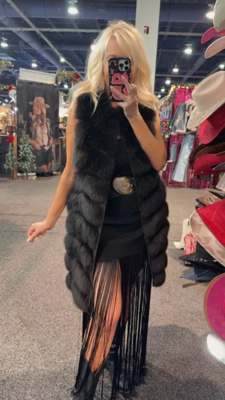 #156 Vintage Dyed Black Fox Vest Size Medium sold by Glitzy Bella