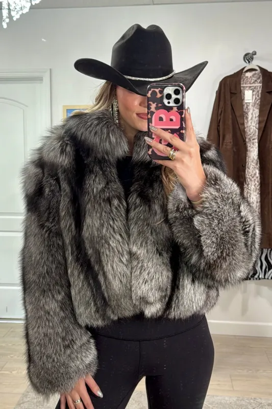 #34 Vintage Silver Fox Jacket Size Medium sold by Glitzy Bella