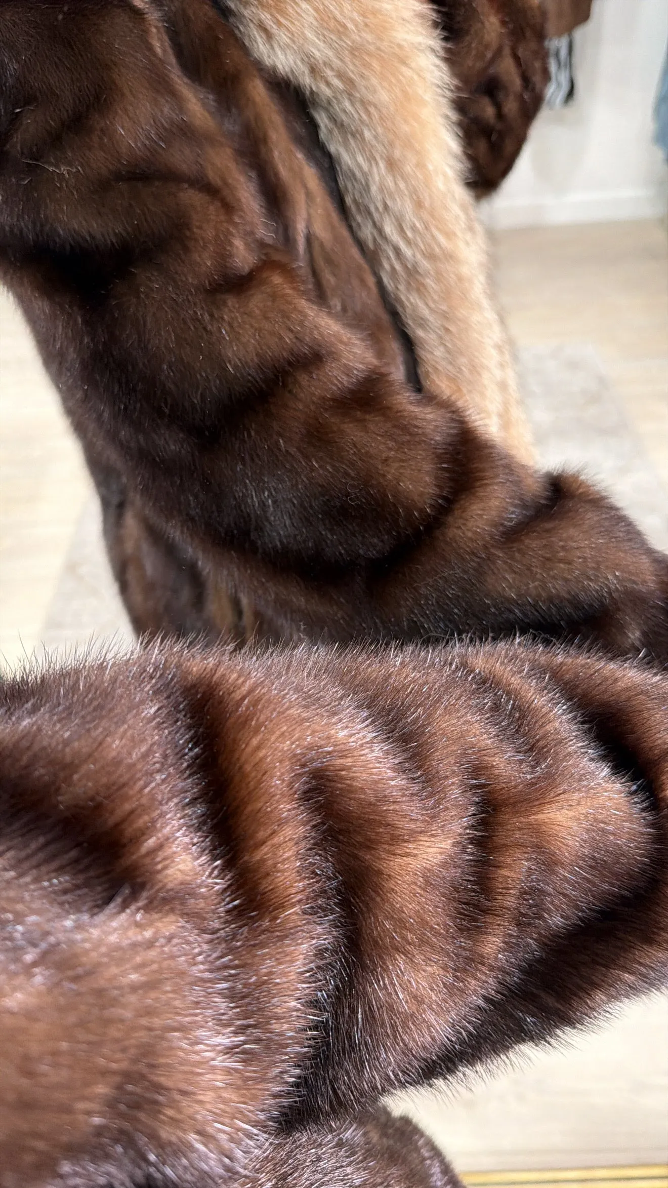 #GB7 Vintage Mahogany Mink and Crystal Fox Tuxedo Jacket sold by Glitzy Bella product image thumbnail 4