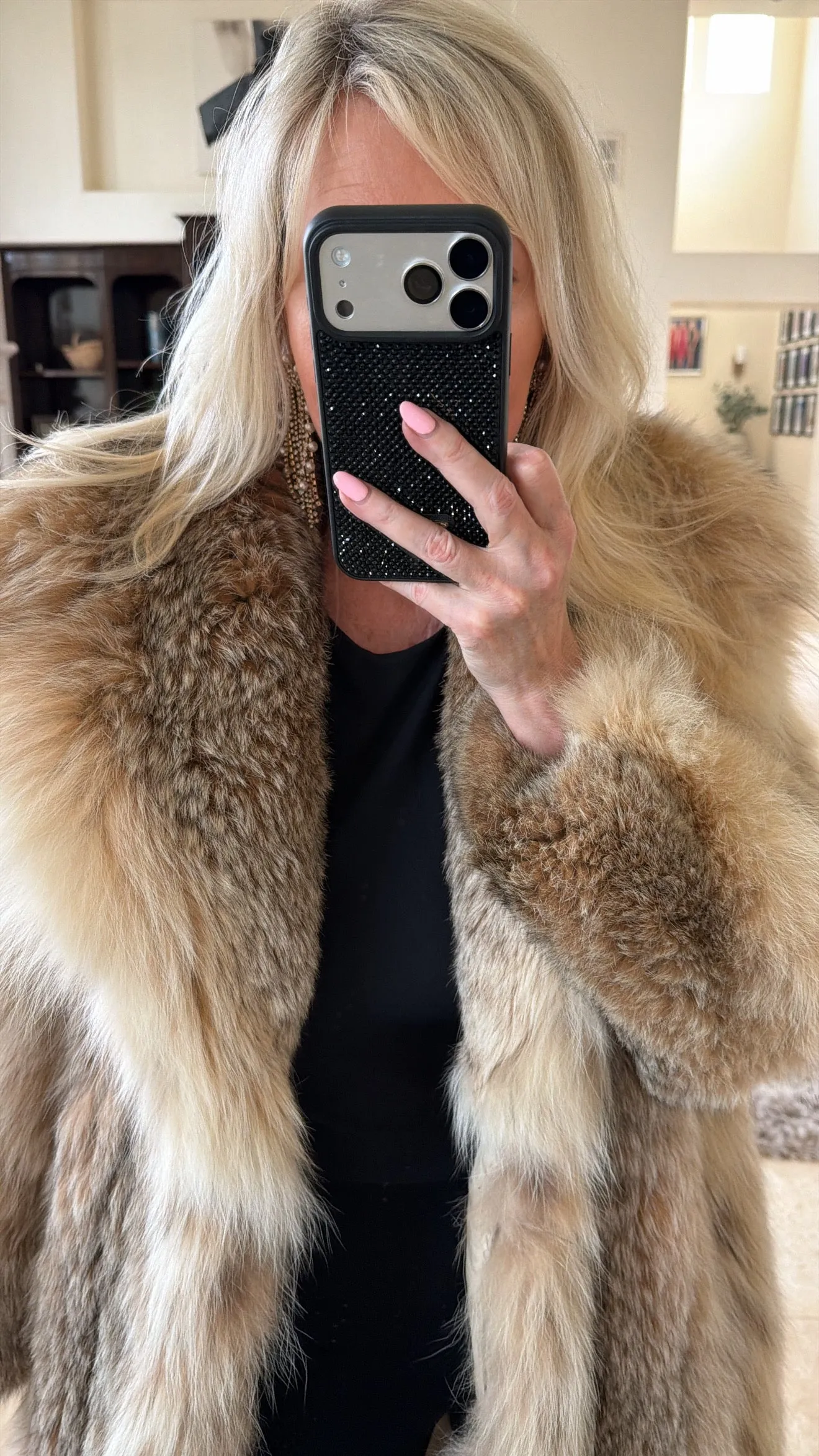 #GB50 Vintage Lynx Fur Coat sold by Glitzy Bella product image thumbnail 4