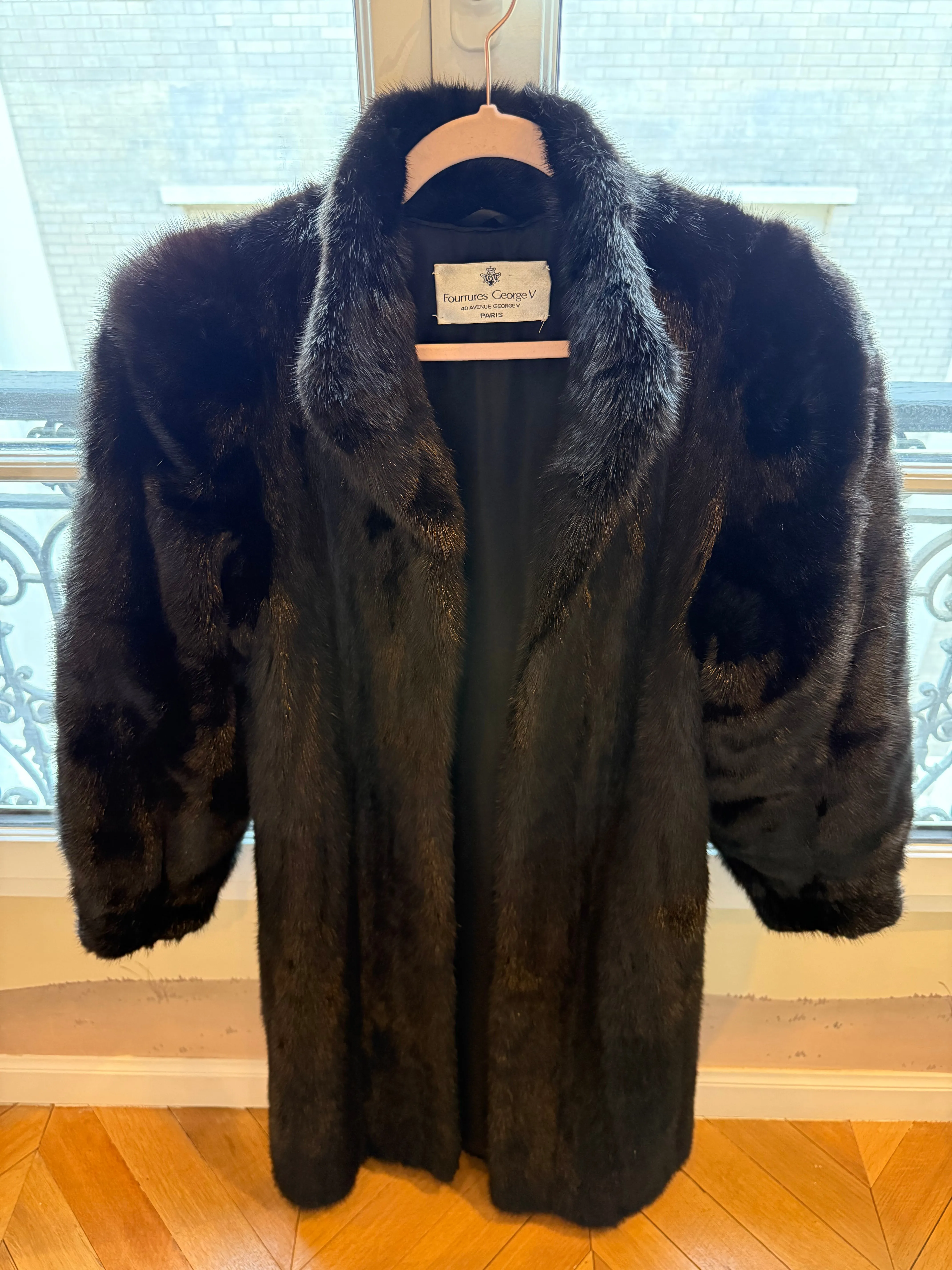 #GB64 Vintage Ranch Mink Fur Coat Size S/M sold by Glitzy Bella product image thumbnail 4
