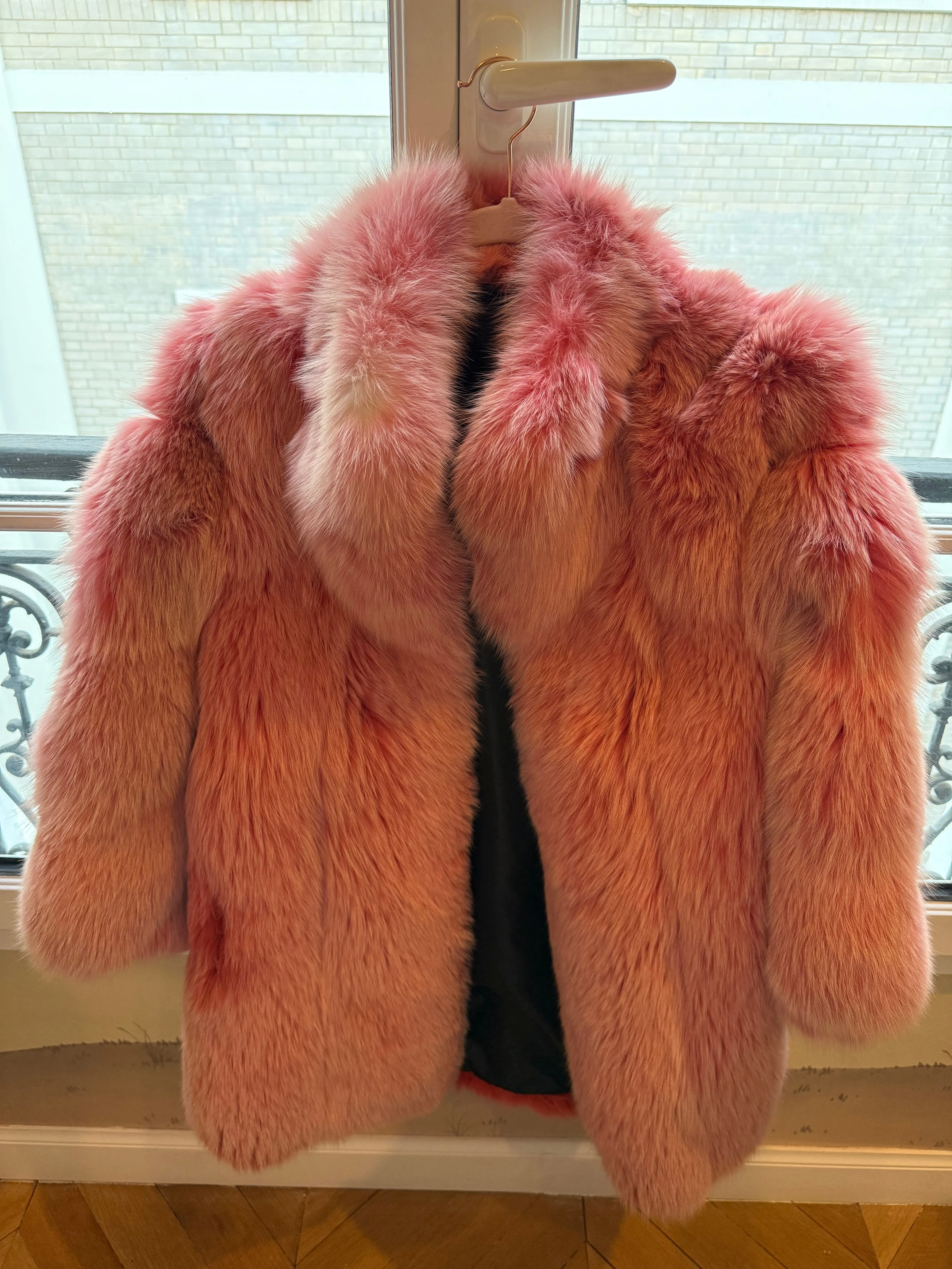 #GB68 Vintage Dyed Pink Fox Jacket Size S/M sold by Glitzy Bella product image thumbnail 4