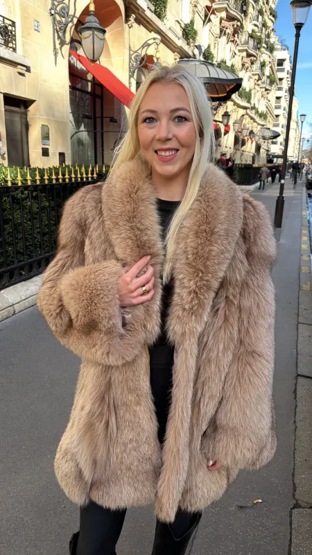 #GB80 Vintage Beige Fox Jacket Size Large sold by Glitzy Bella