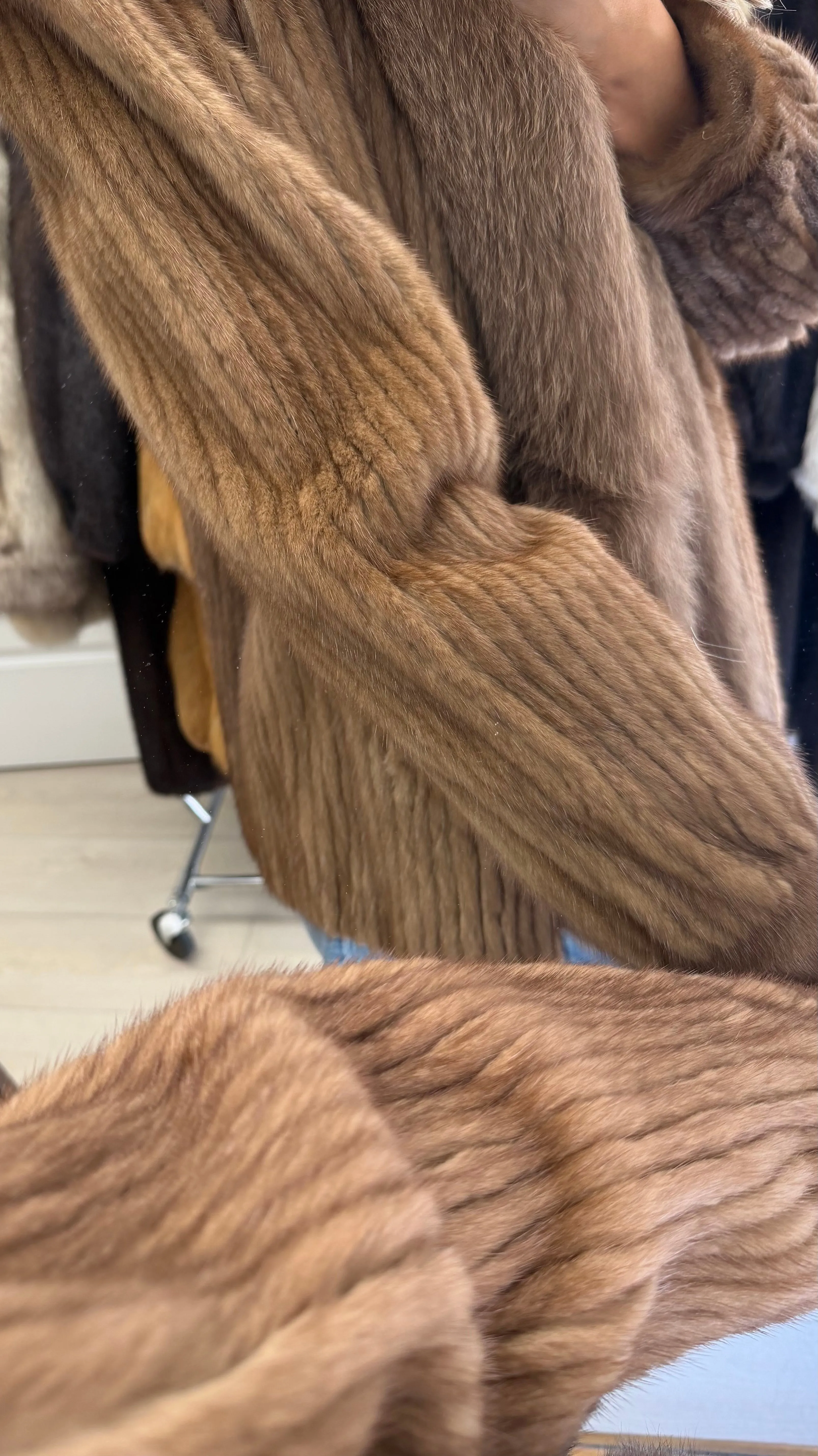 #14 Vintage Corded Pastel Mink Jacket w/ Fox Tuxedo Size Small sold by Glitzy Bella product image thumbnail 5