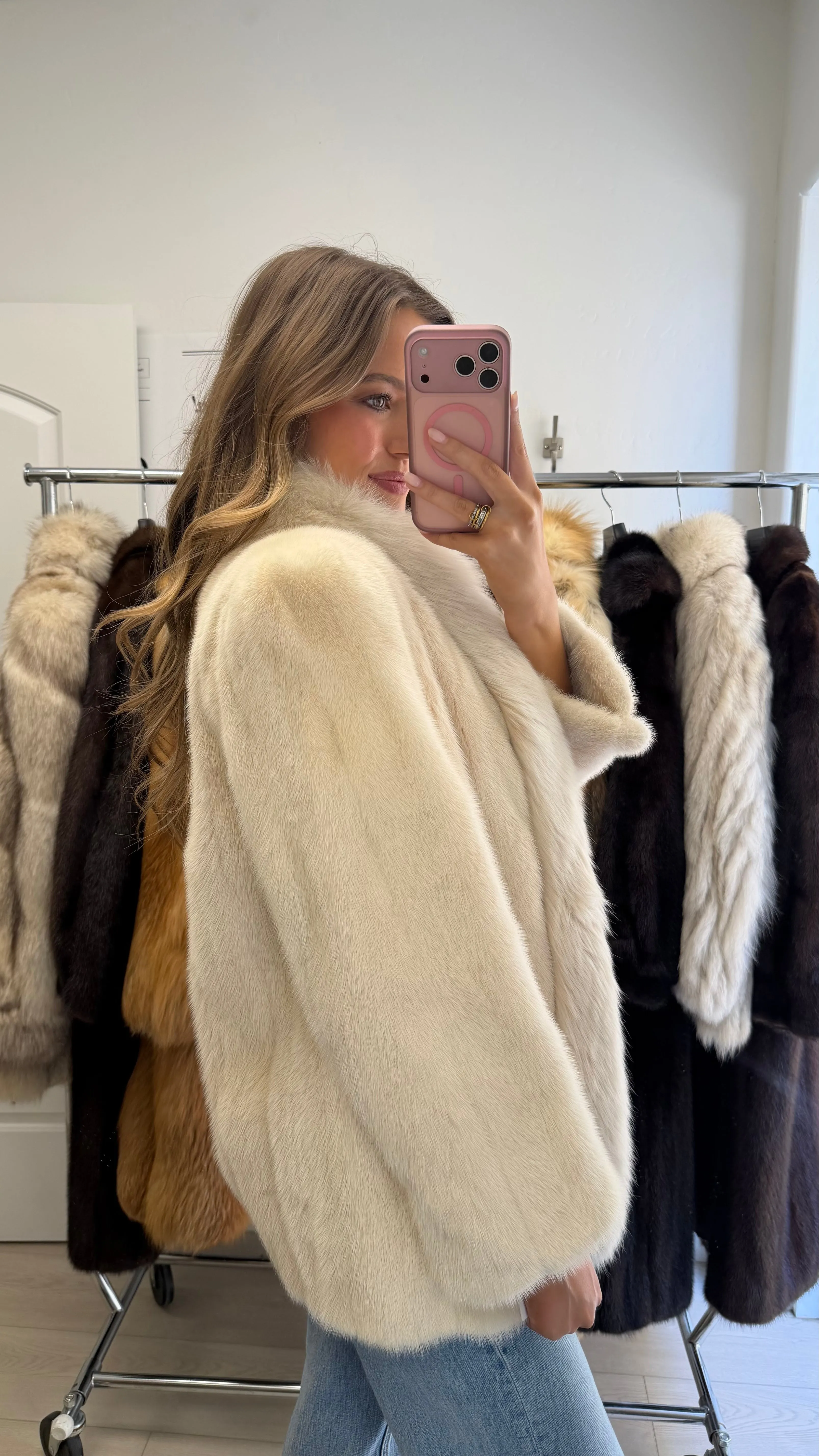 #13 Vintage Blonde Mink Jacket w/ Fox Tuxedo Size S/M sold by Glitzy Bella product image thumbnail 3