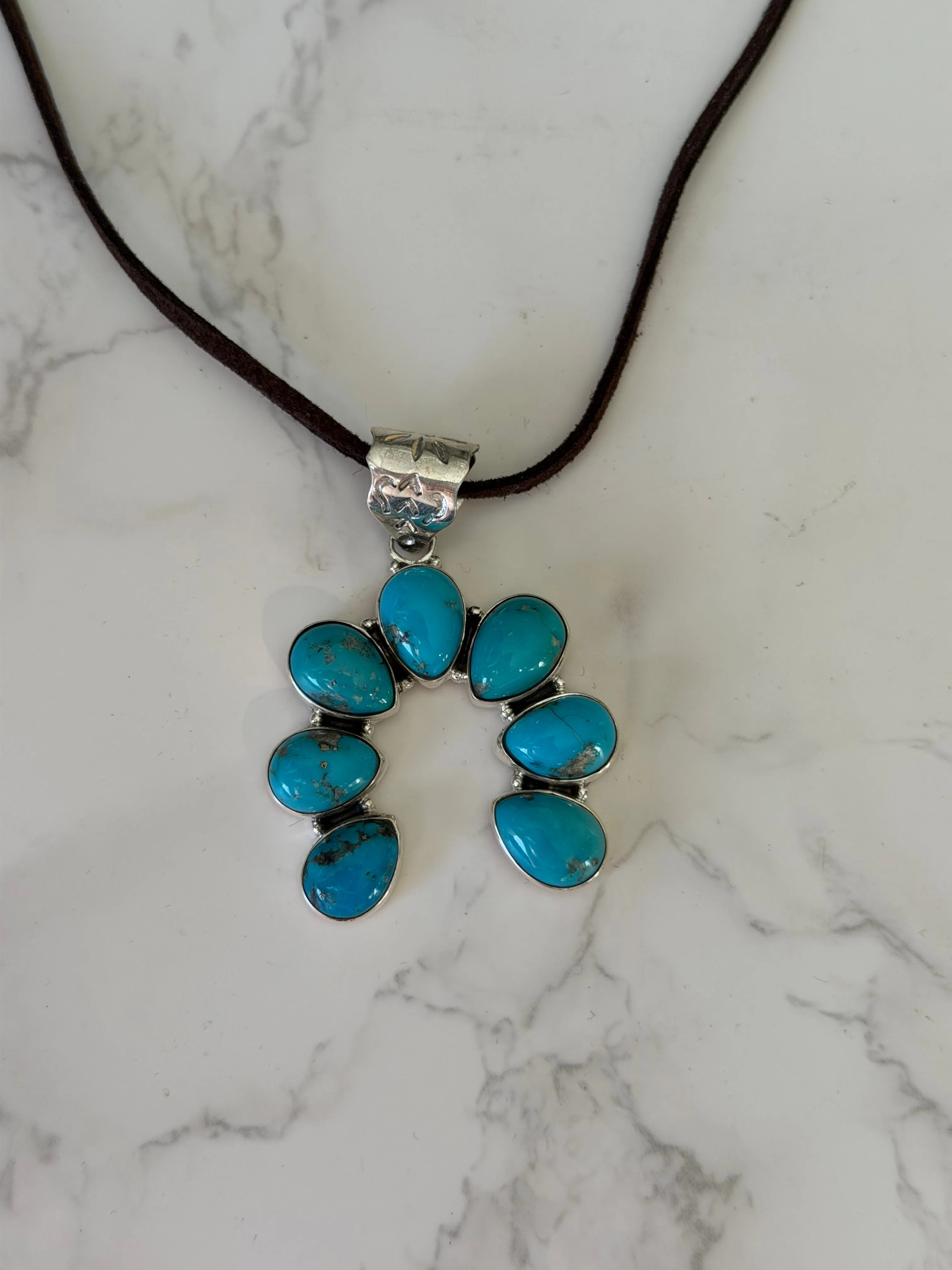 The “Mesa" Kingman Turquoise Pendant Necklace sold by Glitzy Bella product image thumbnail 4