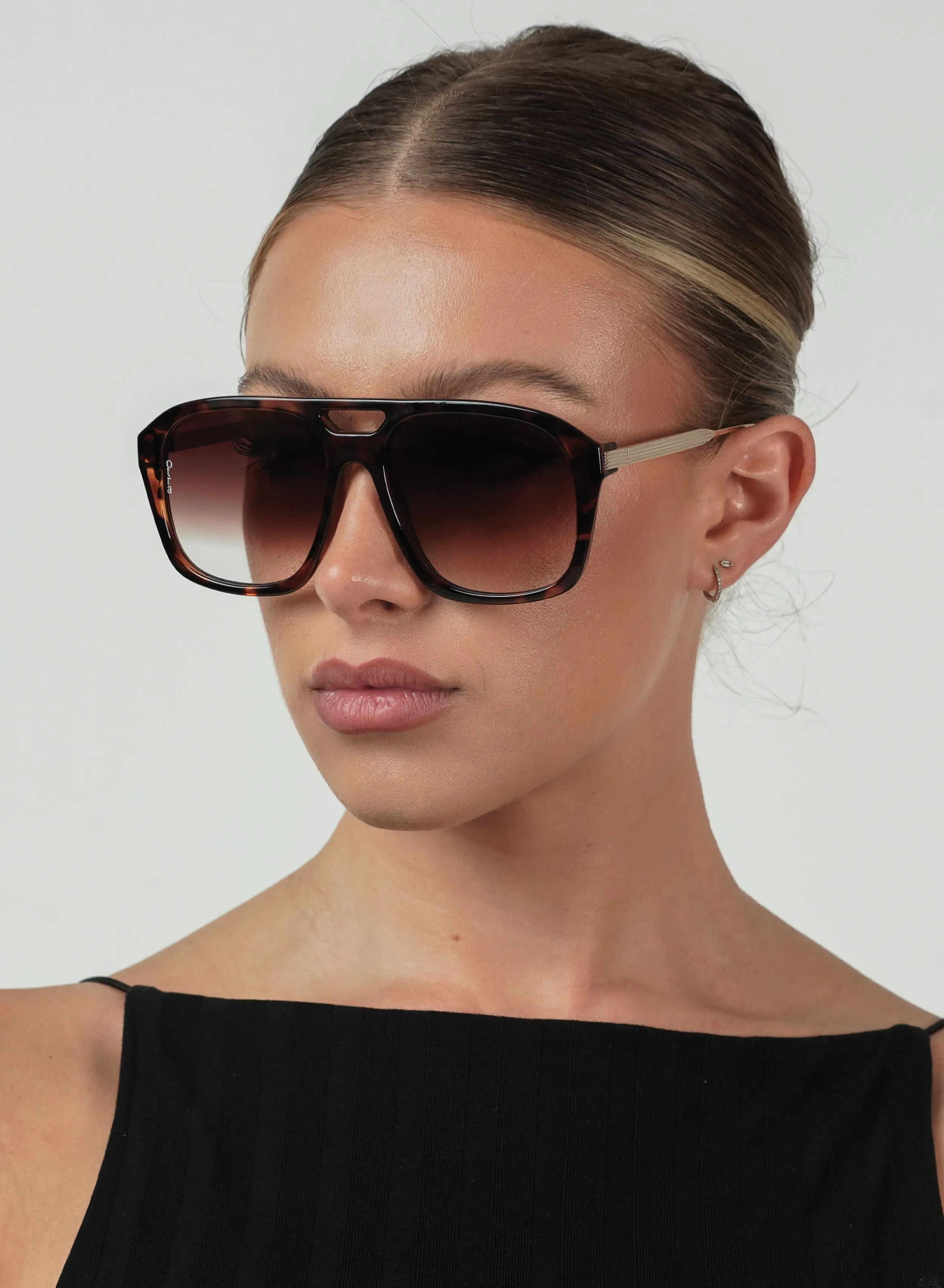 Reina - Tortoiseshell sold by Otra Eyewear product image thumbnail 2