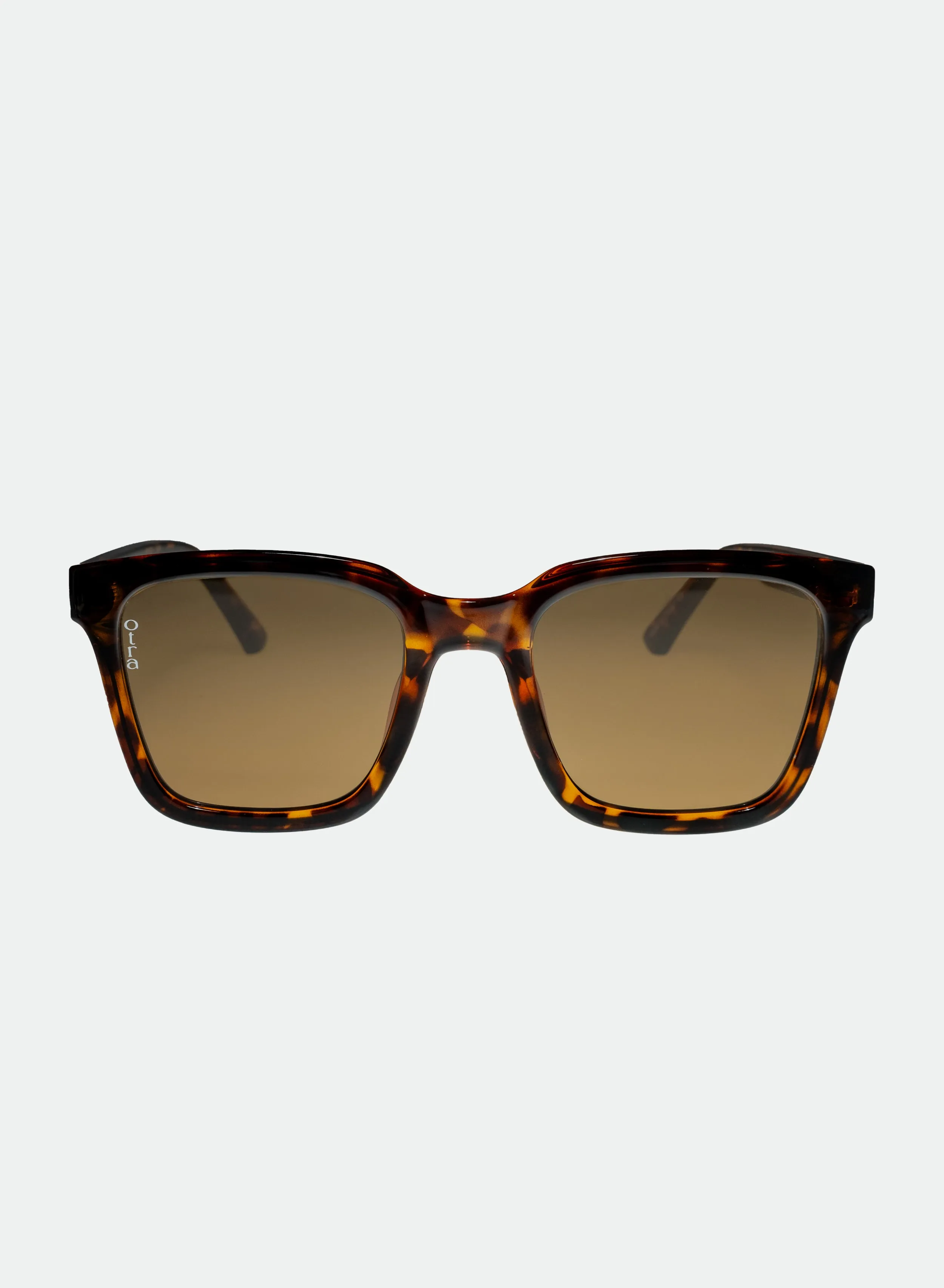Fyn - Tortoiseshell sold by Otra Eyewear
