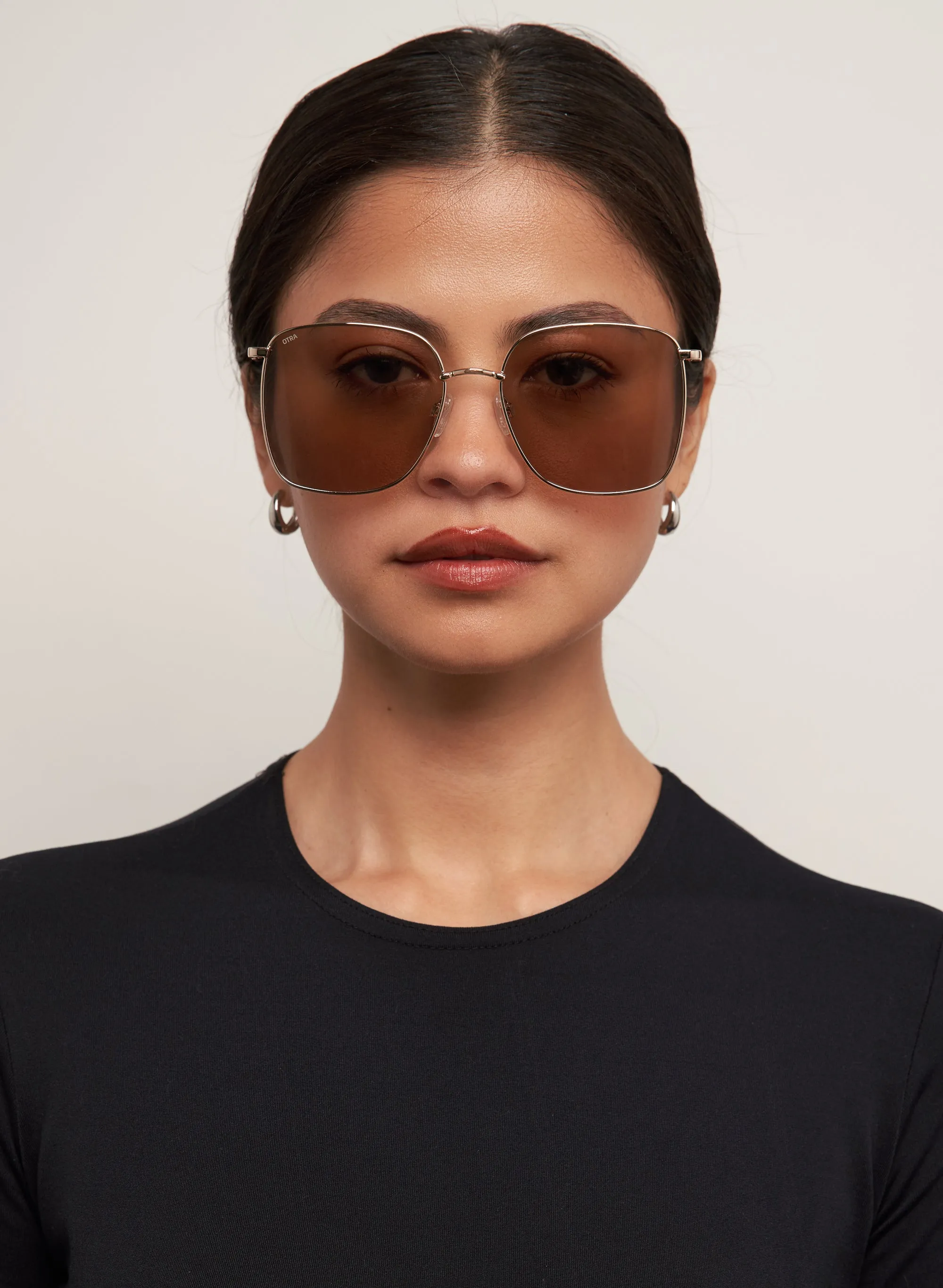 Florence - Gold sold by Otra Eyewear product image thumbnail 5