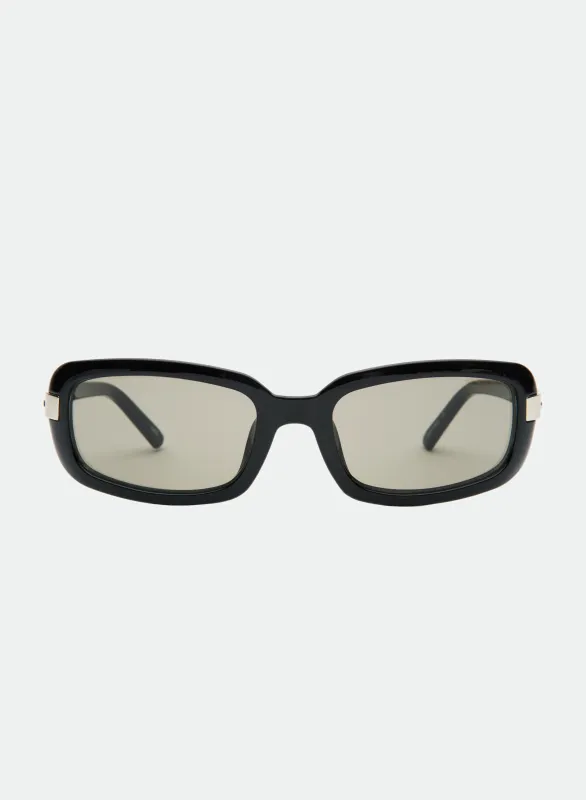 Delilah - Black/Smoke made by Otra Eyewear