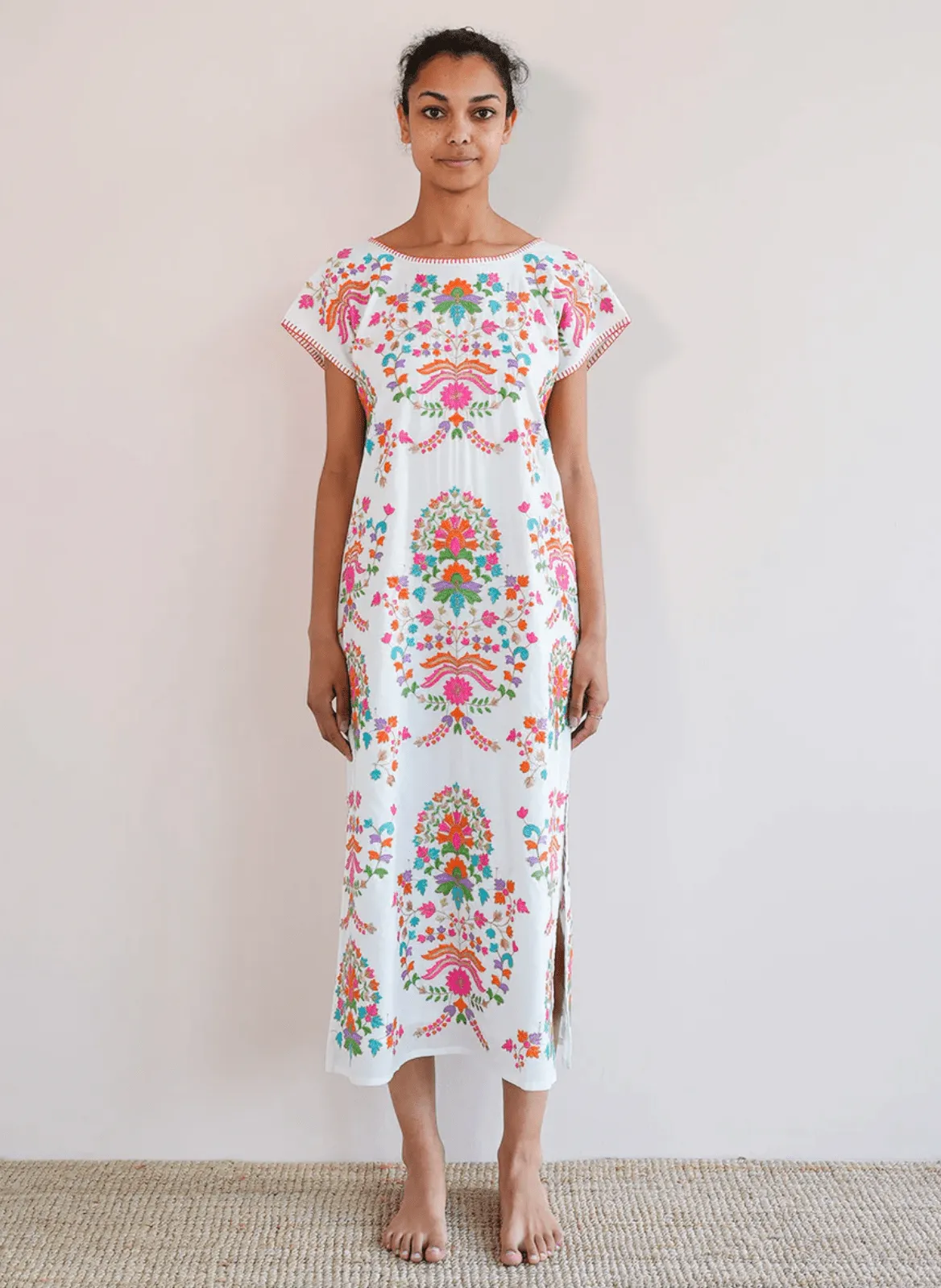 Malachite Kaftan in White / Golden Flowers Embroidery sold by Beau & Ro product image thumbnail 4