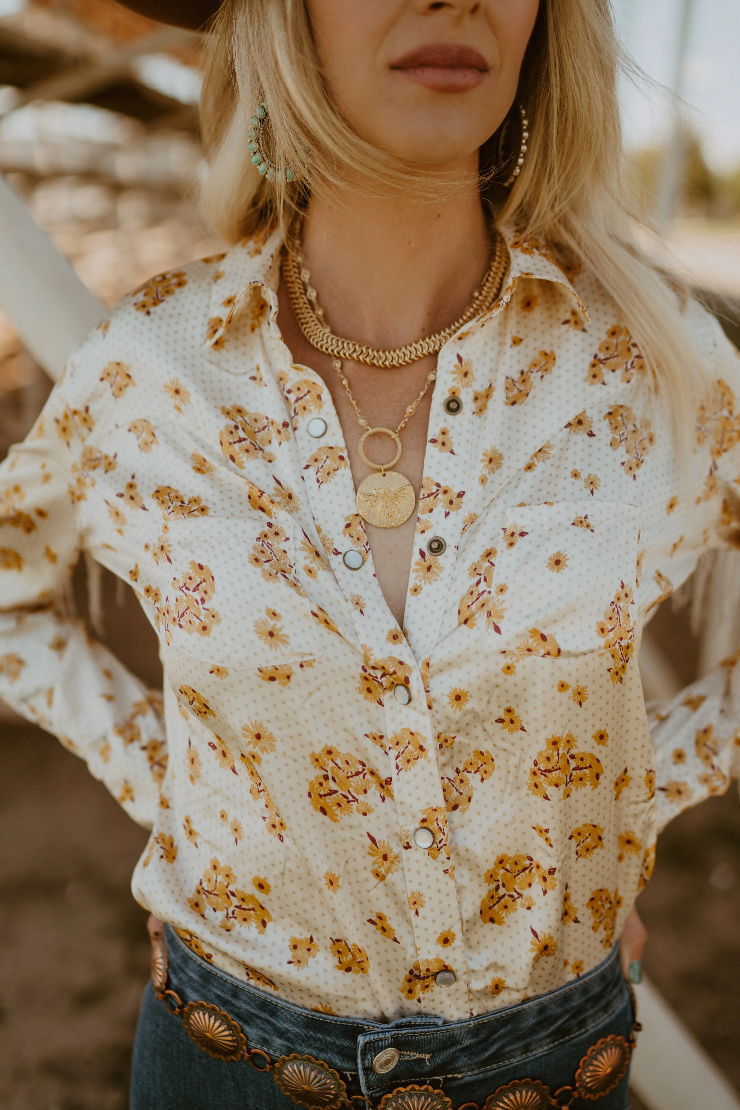 Big Gold Bee Necklace | #2 sold by Goldie Lew product image thumbnail 5