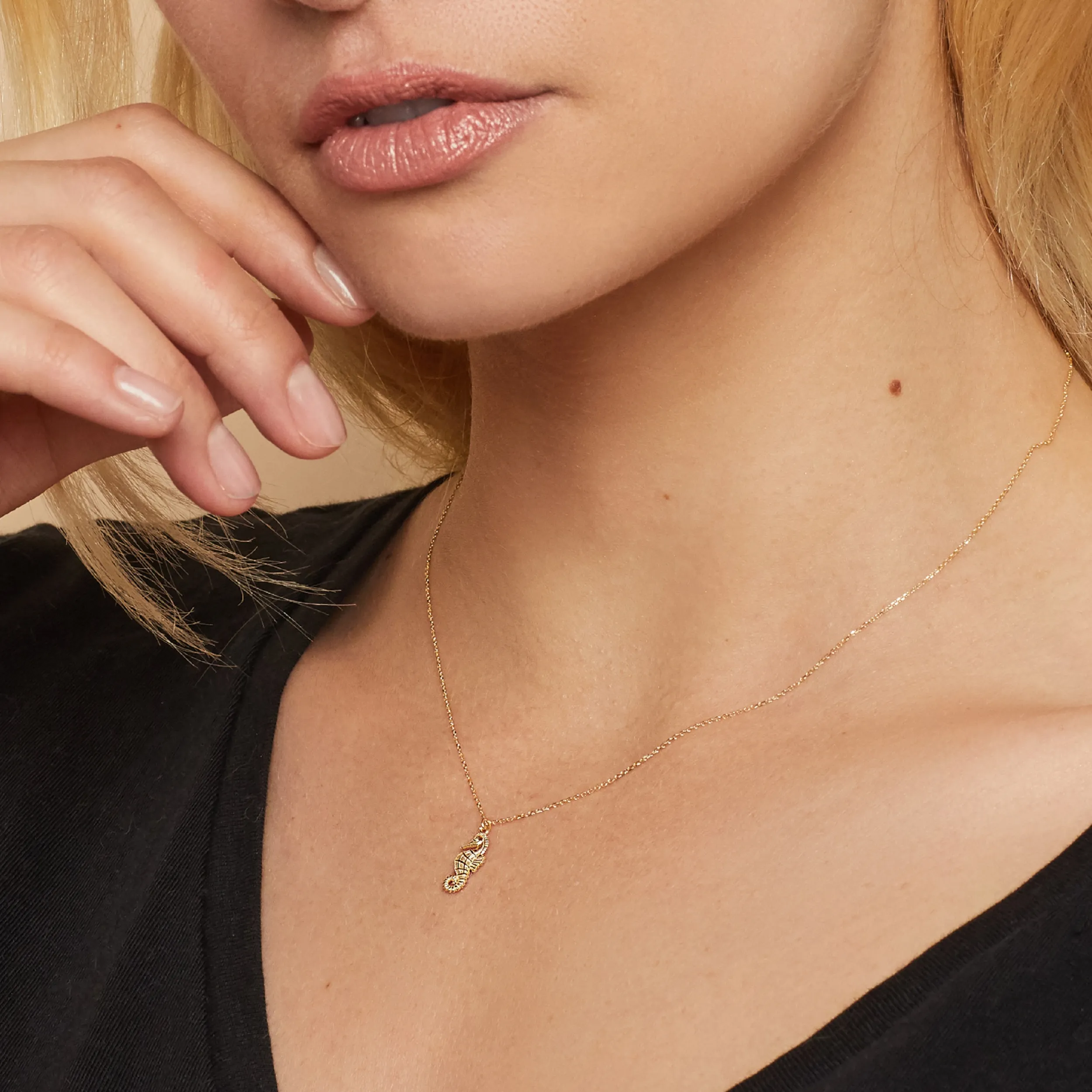 Seahorse Pendant Necklace sold by Oradina product image thumbnail 2