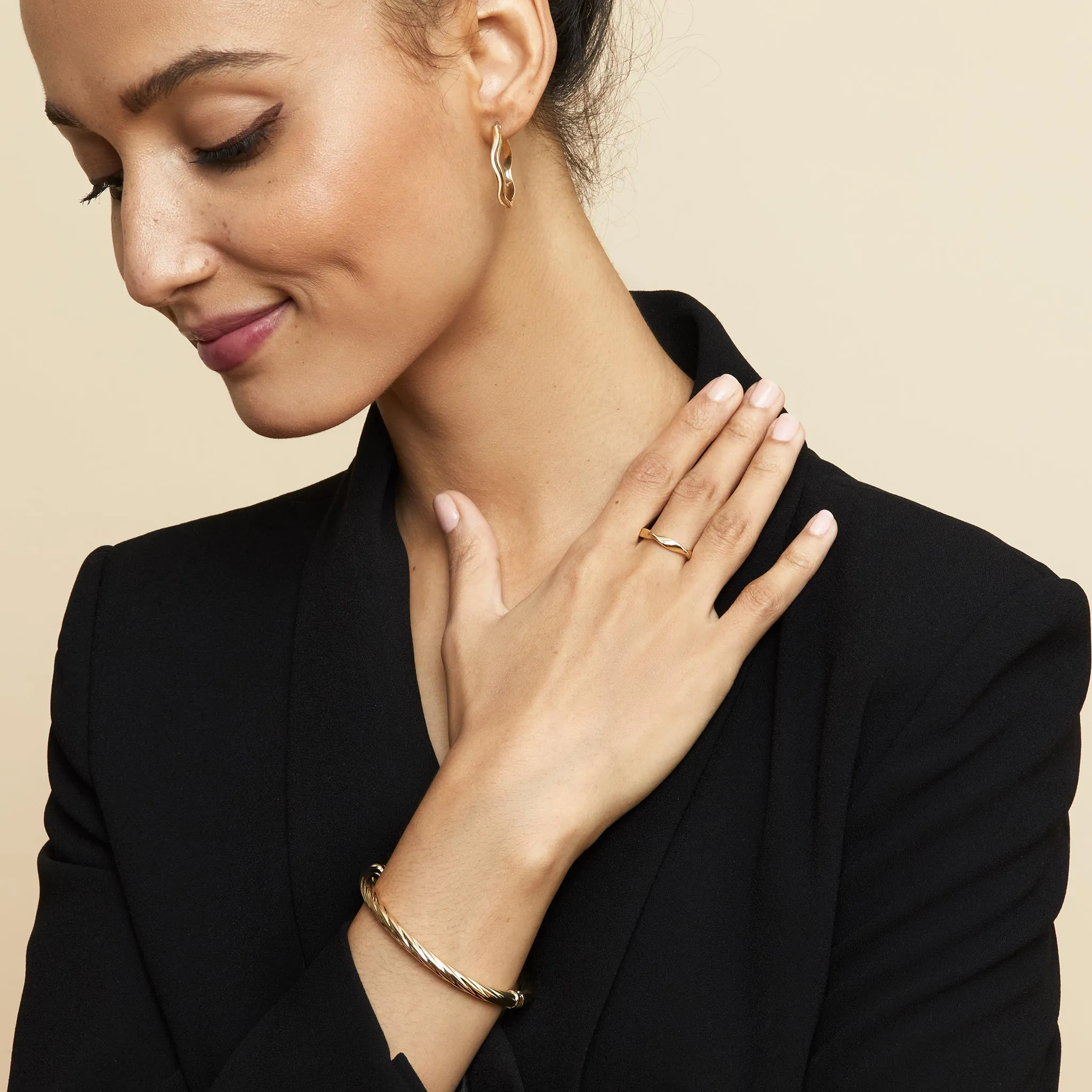 Easy Twist Ring sold by Oradina product image thumbnail 3