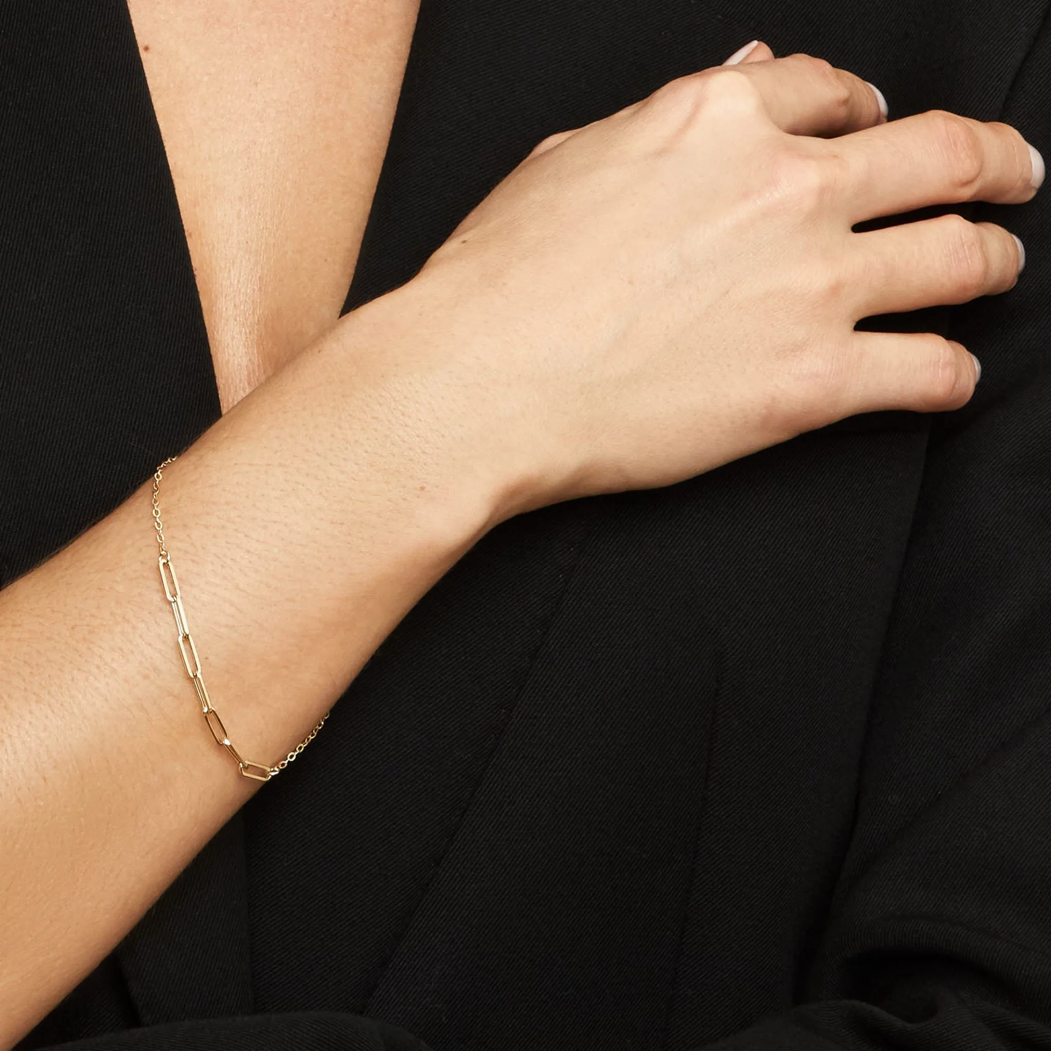 Venice Center Cut Bracelet sold by Oradina product image thumbnail 2