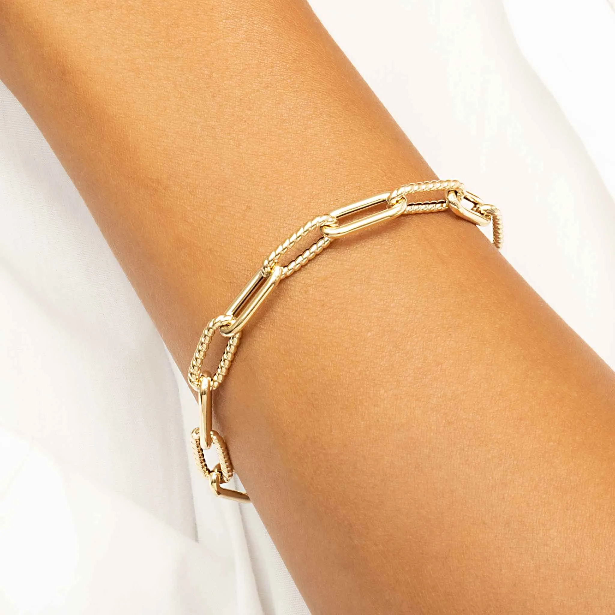 Bond St. Twist Bracelet sold by Oradina product image thumbnail 2