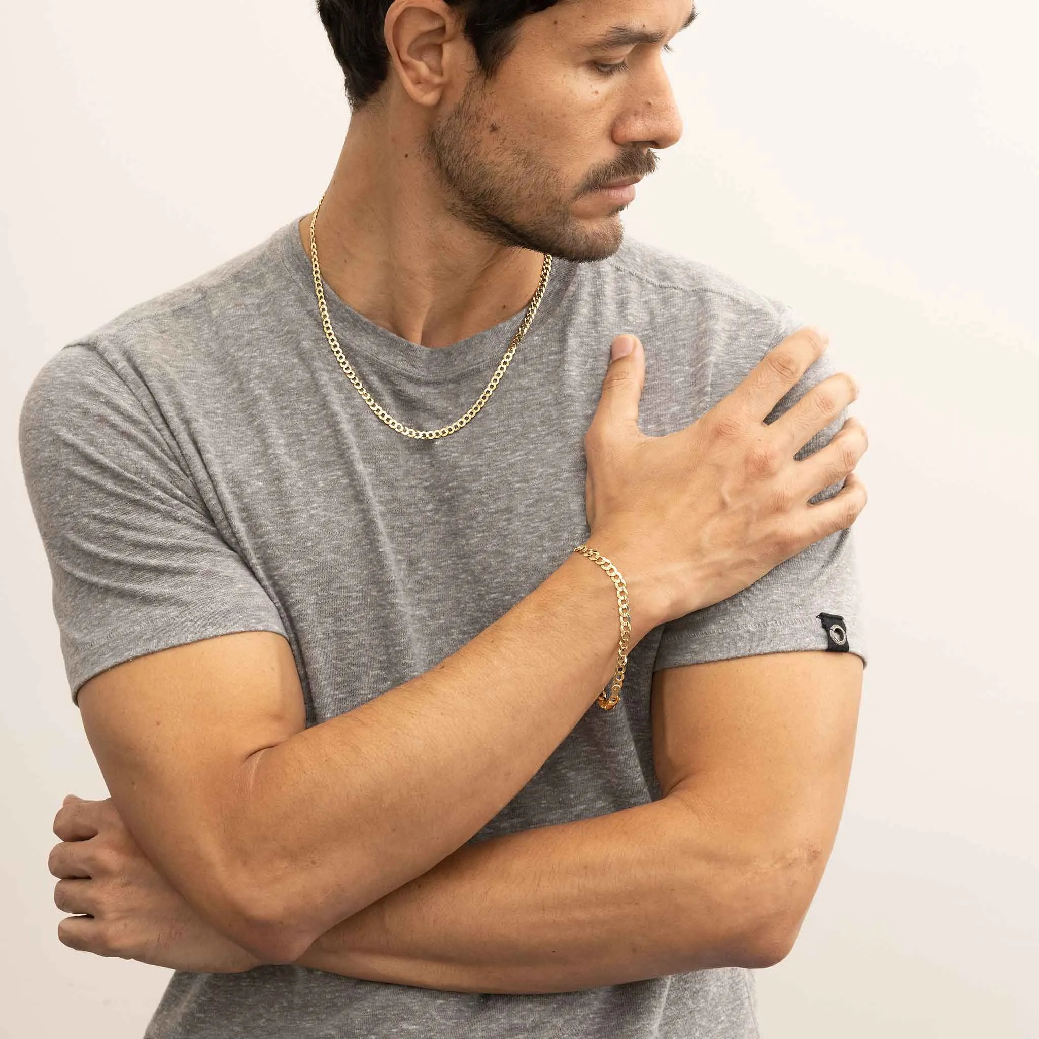 Carmine Curb Bold Chain sold by Oradina product image thumbnail 4