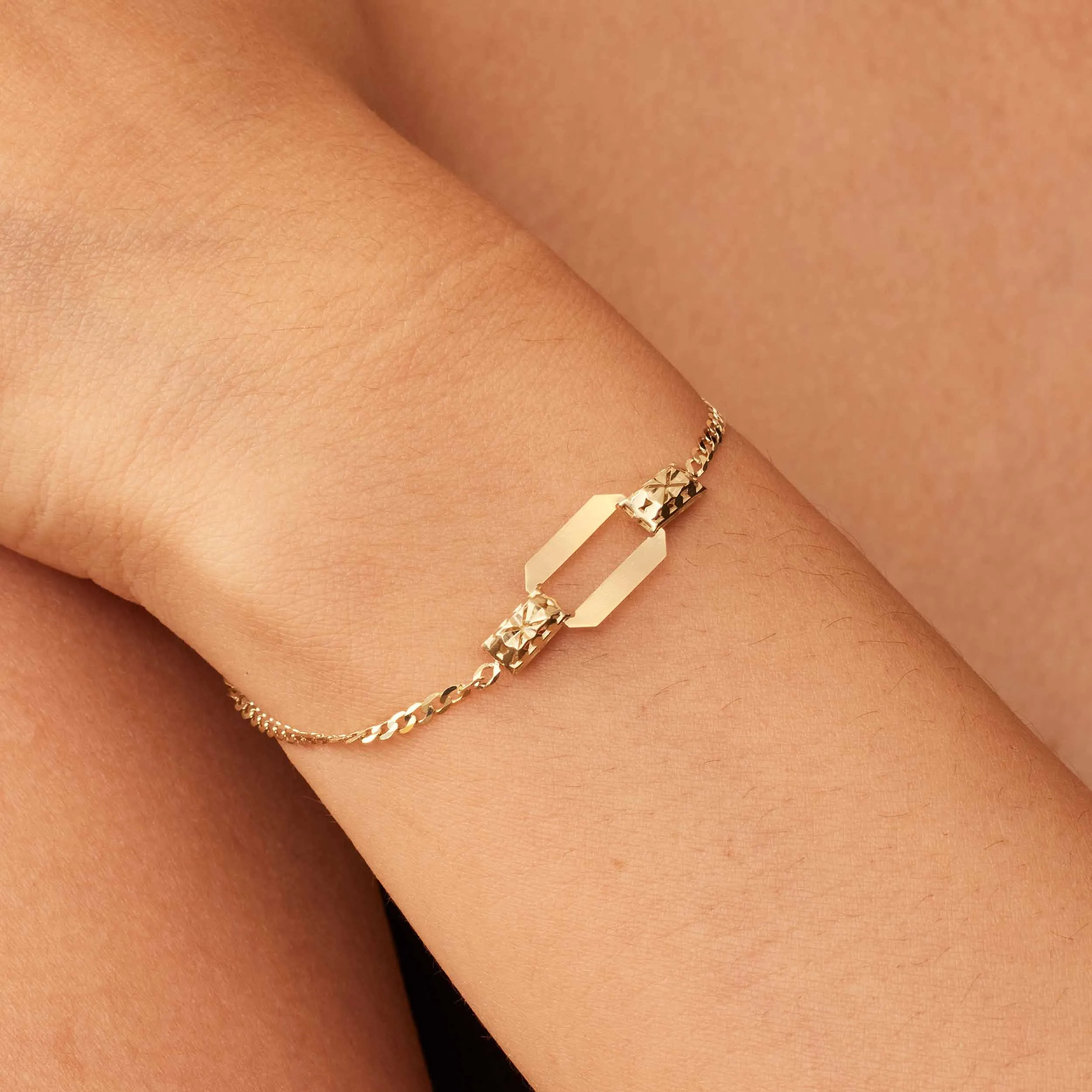 Bellisima Bracelet sold by Oradina product image thumbnail 2