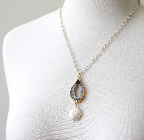 Agate Slice Necklace with Pearl sold by Peggy Li Creations product image thumbnail 2
